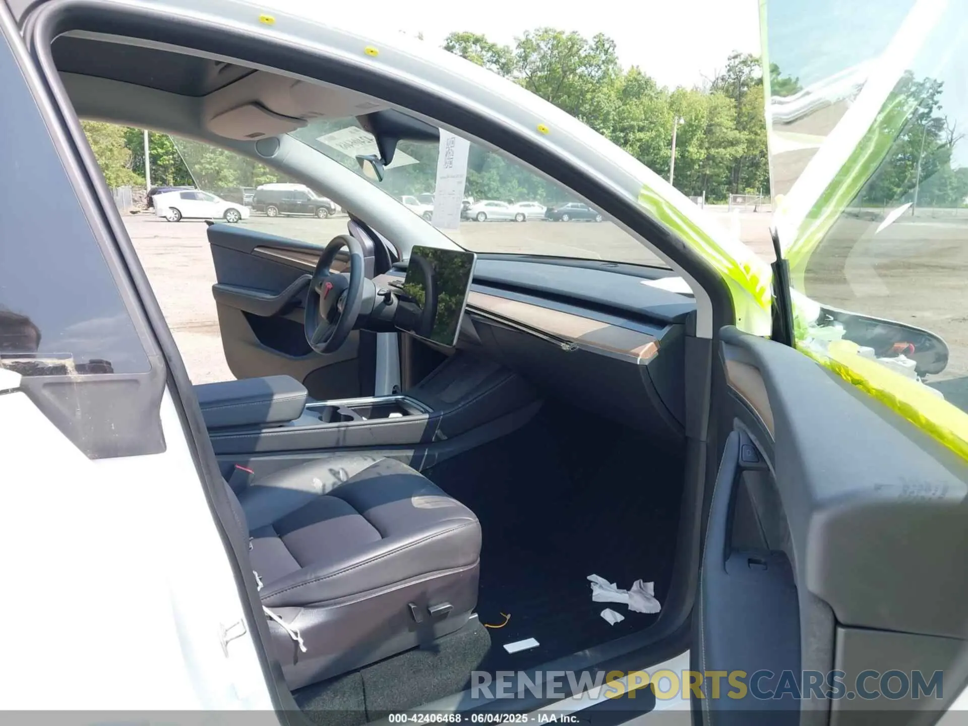 5 fotografías del automóvil dañado 7SAYGDEE6PF684013 TESLA MODEL Y 2023