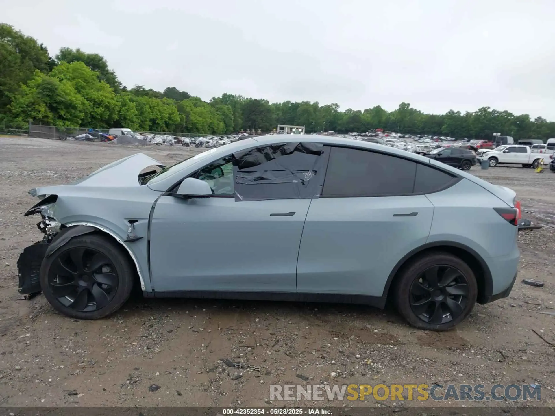 13 fotografías del automóvil dañado 7SAYGDEE6PF685422 TESLA MODEL Y 2023