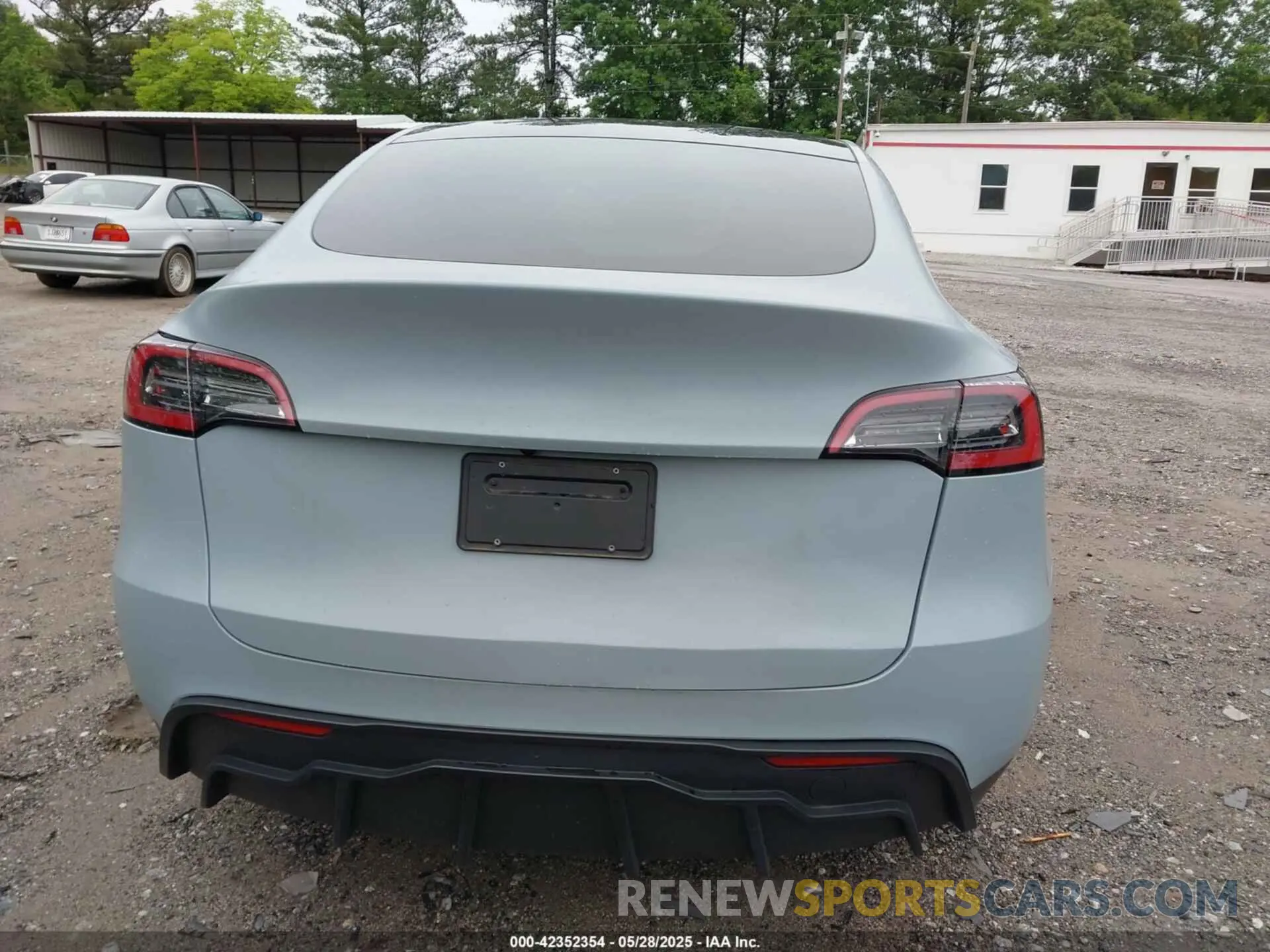 15 fotografías del automóvil dañado 7SAYGDEE6PF685422 TESLA MODEL Y 2023