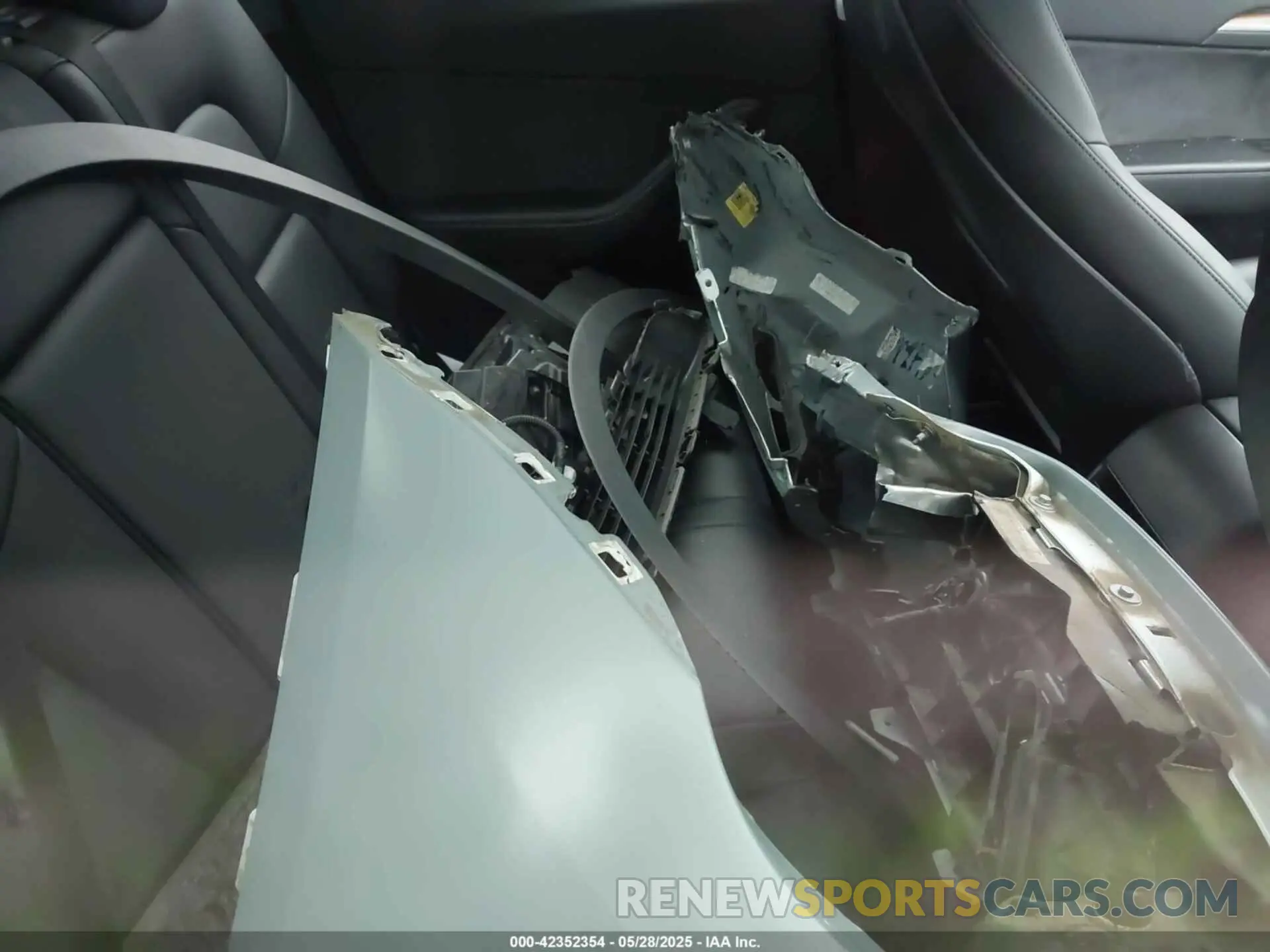 8 fotografías del automóvil dañado 7SAYGDEE6PF685422 TESLA MODEL Y 2023