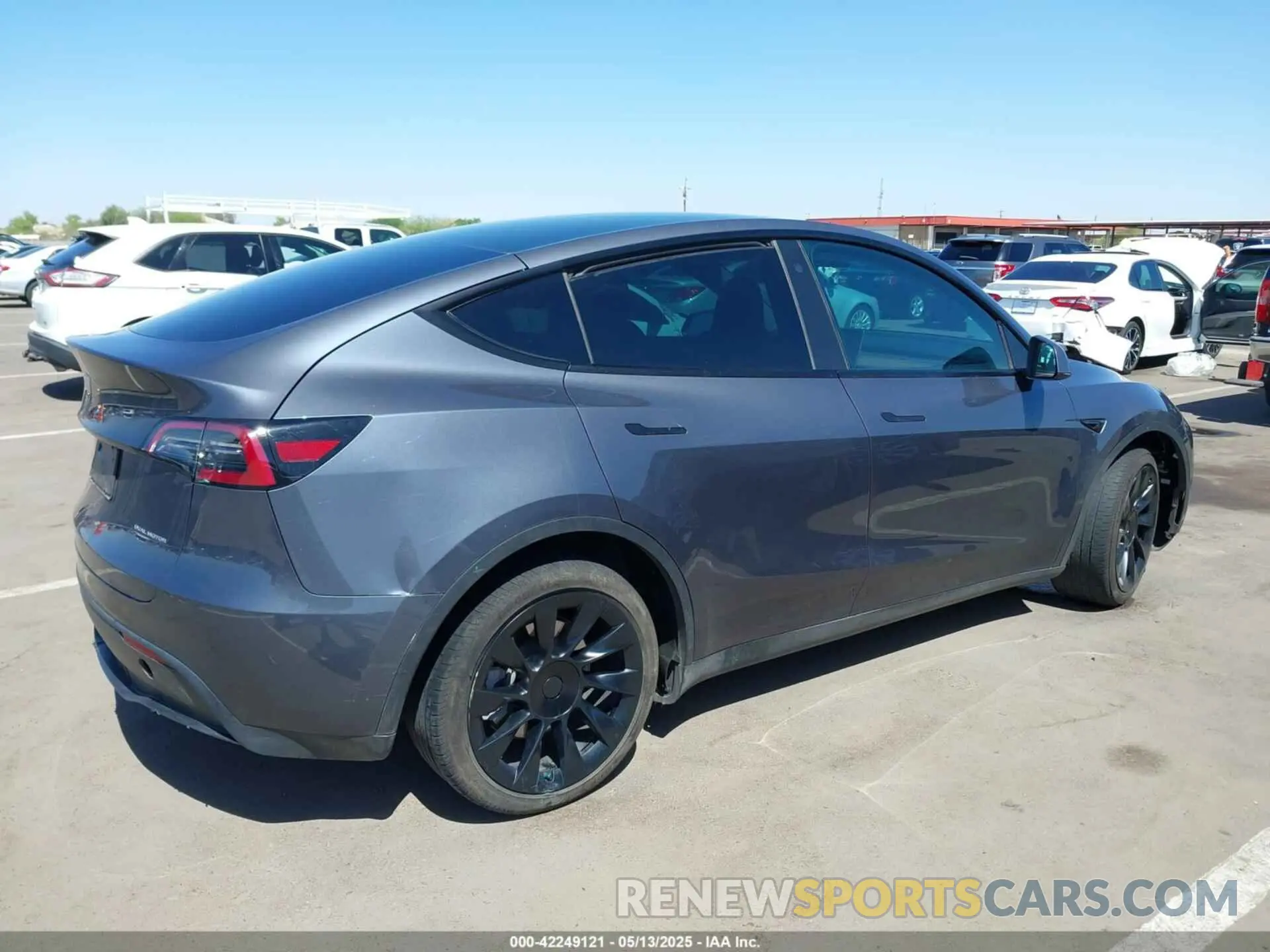 4 fotografías del automóvil dañado 7SAYGDEE6PF691155 TESLA MODEL Y 2023