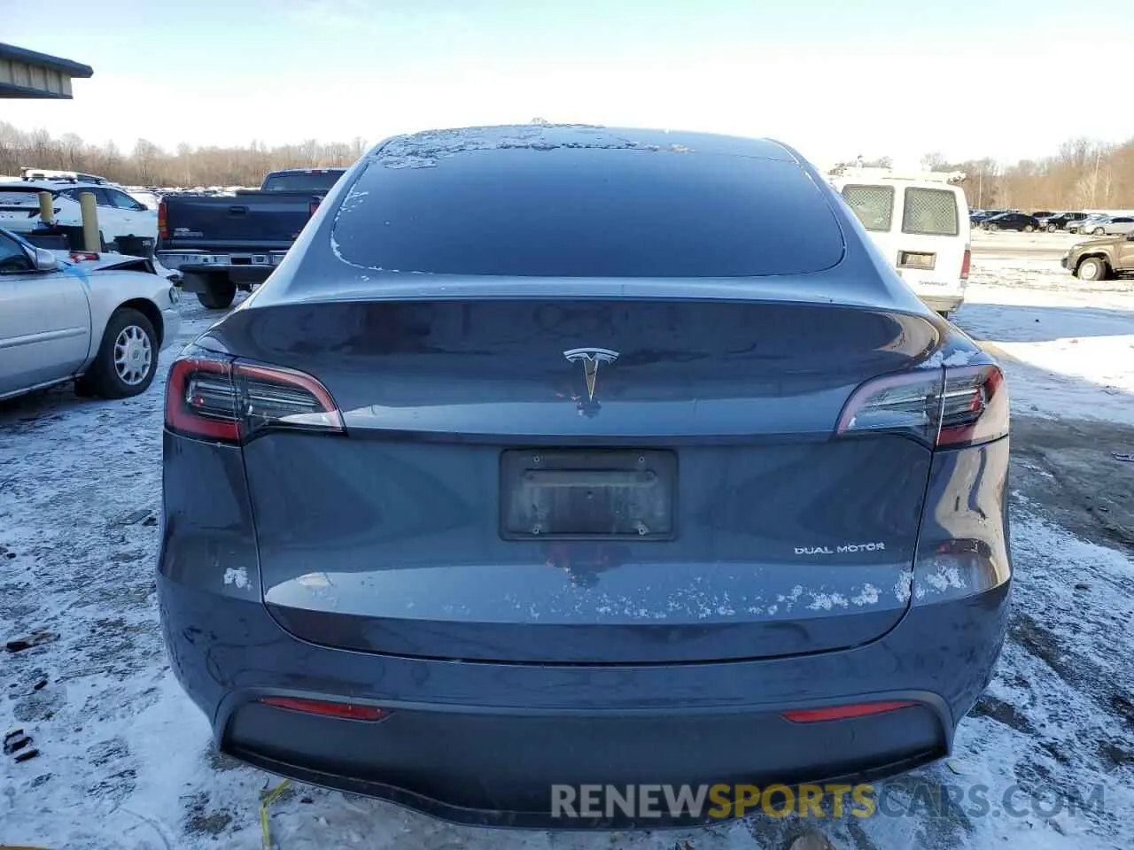6 fotografías del automóvil dañado 7SAYGDEE6PF752570 TESLA MODEL Y 2023