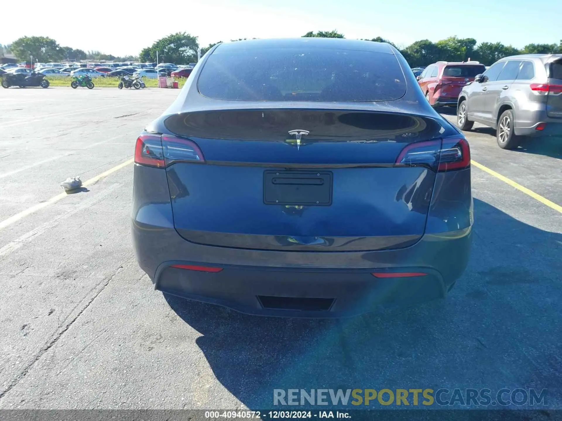 15 fotografías del automóvil dañado 7SAYGDEE6PF783222 TESLA MODEL Y 2023
