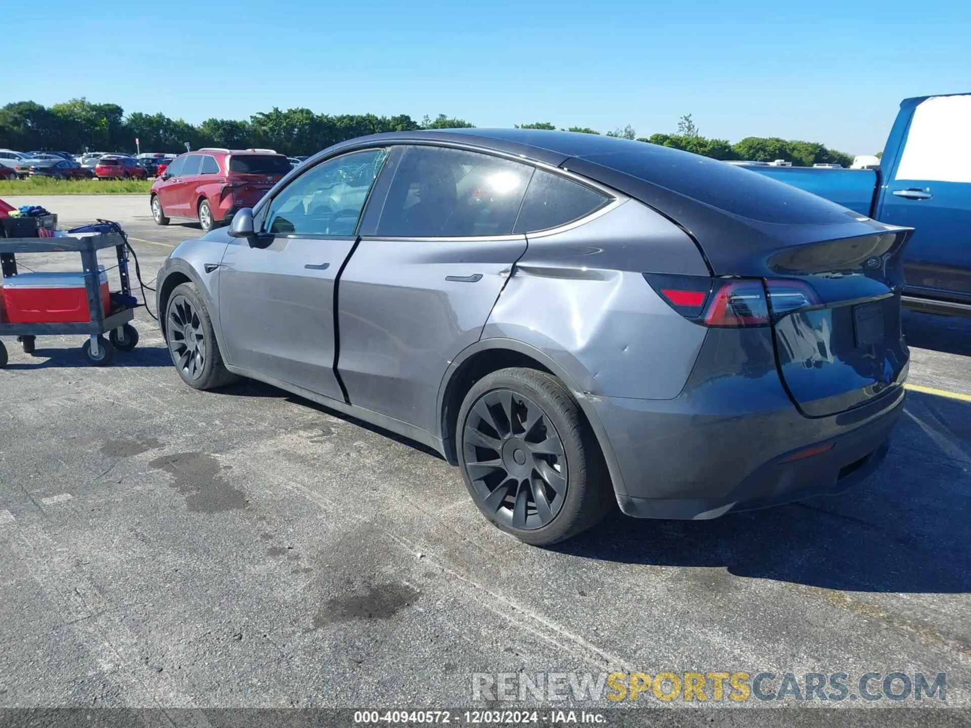 3 fotografías del automóvil dañado 7SAYGDEE6PF783222 TESLA MODEL Y 2023