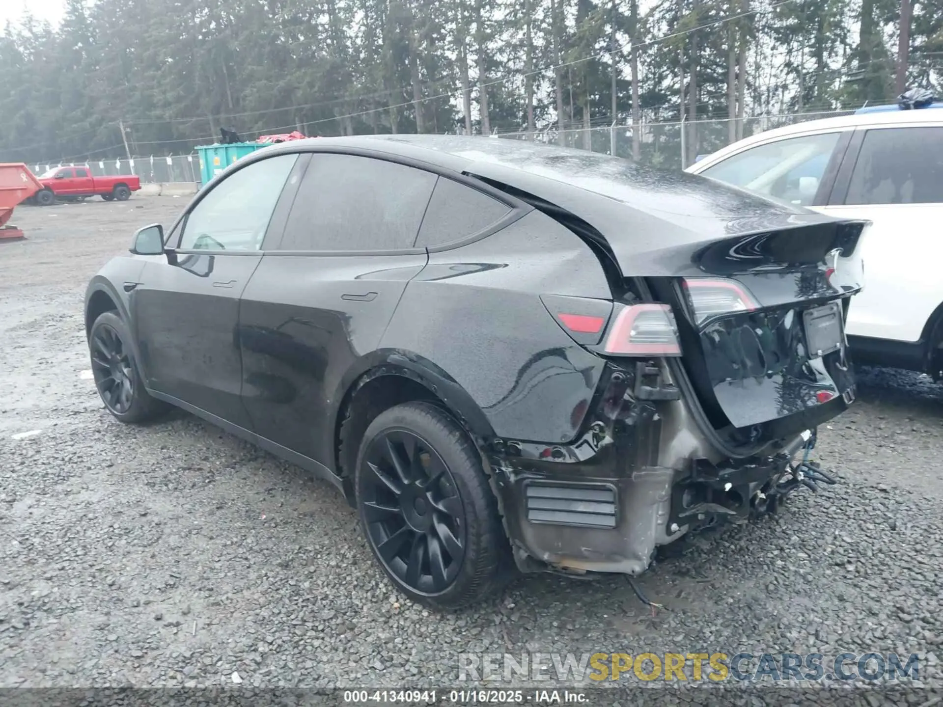 3 fotografías del automóvil dañado 7SAYGDEE6PF800911 TESLA MODEL Y 2023