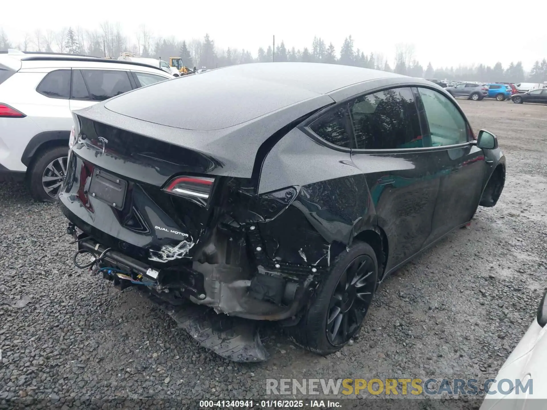 4 fotografías del automóvil dañado 7SAYGDEE6PF800911 TESLA MODEL Y 2023
