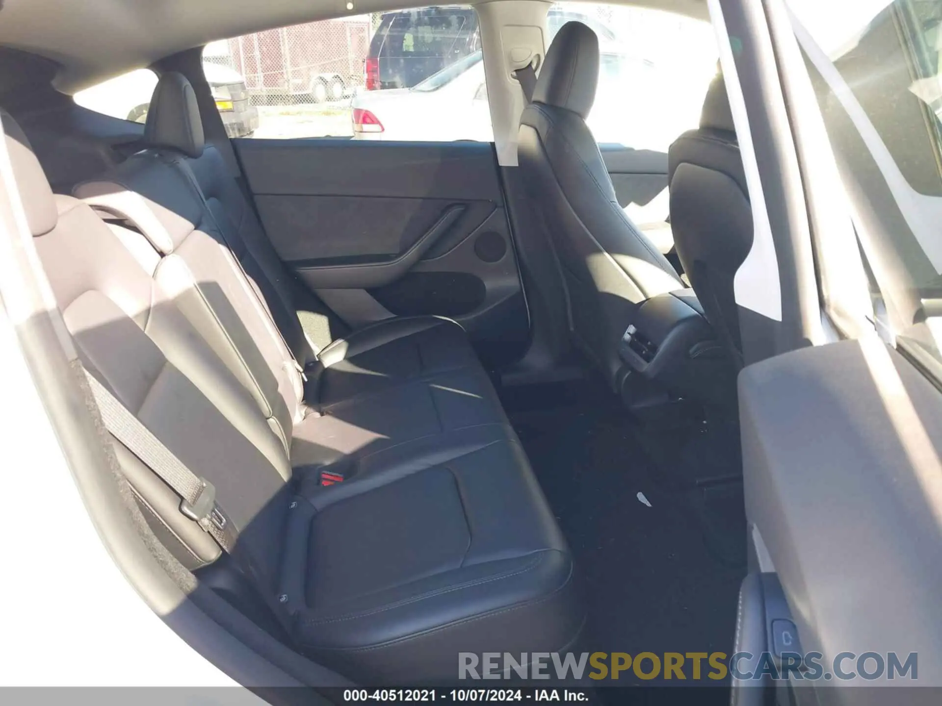 8 fotografías del automóvil dañado 7SAYGDEE6PF807244 TESLA MODEL Y 2023