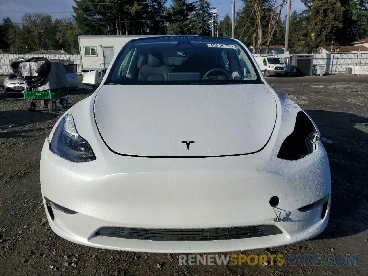 5 fotografías del automóvil dañado 7SAYGDEE6PF810726 TESLA MODEL Y 2023