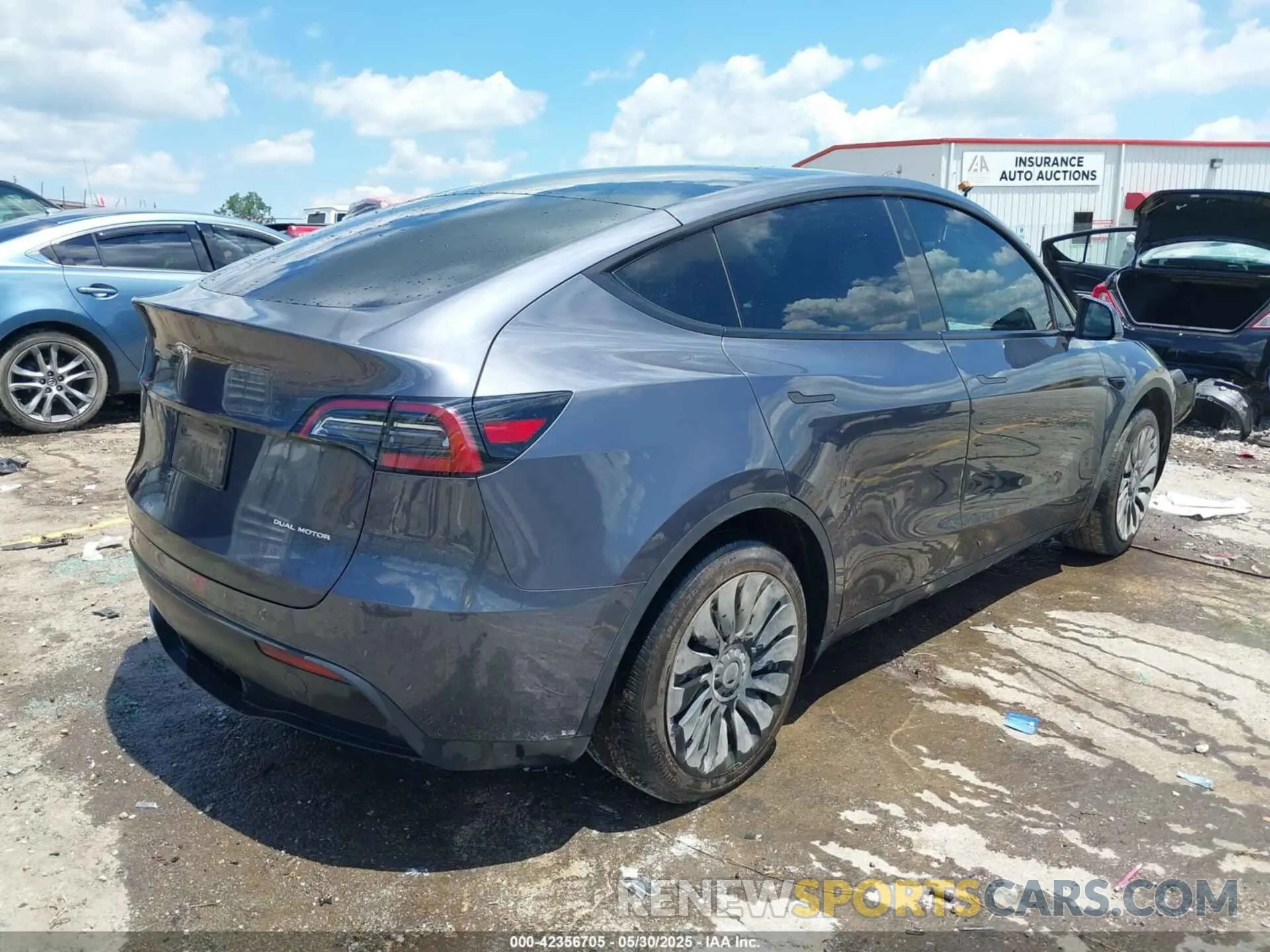 4 fotografías del automóvil dañado 7SAYGDEE6PF892439 TESLA MODEL Y 2023