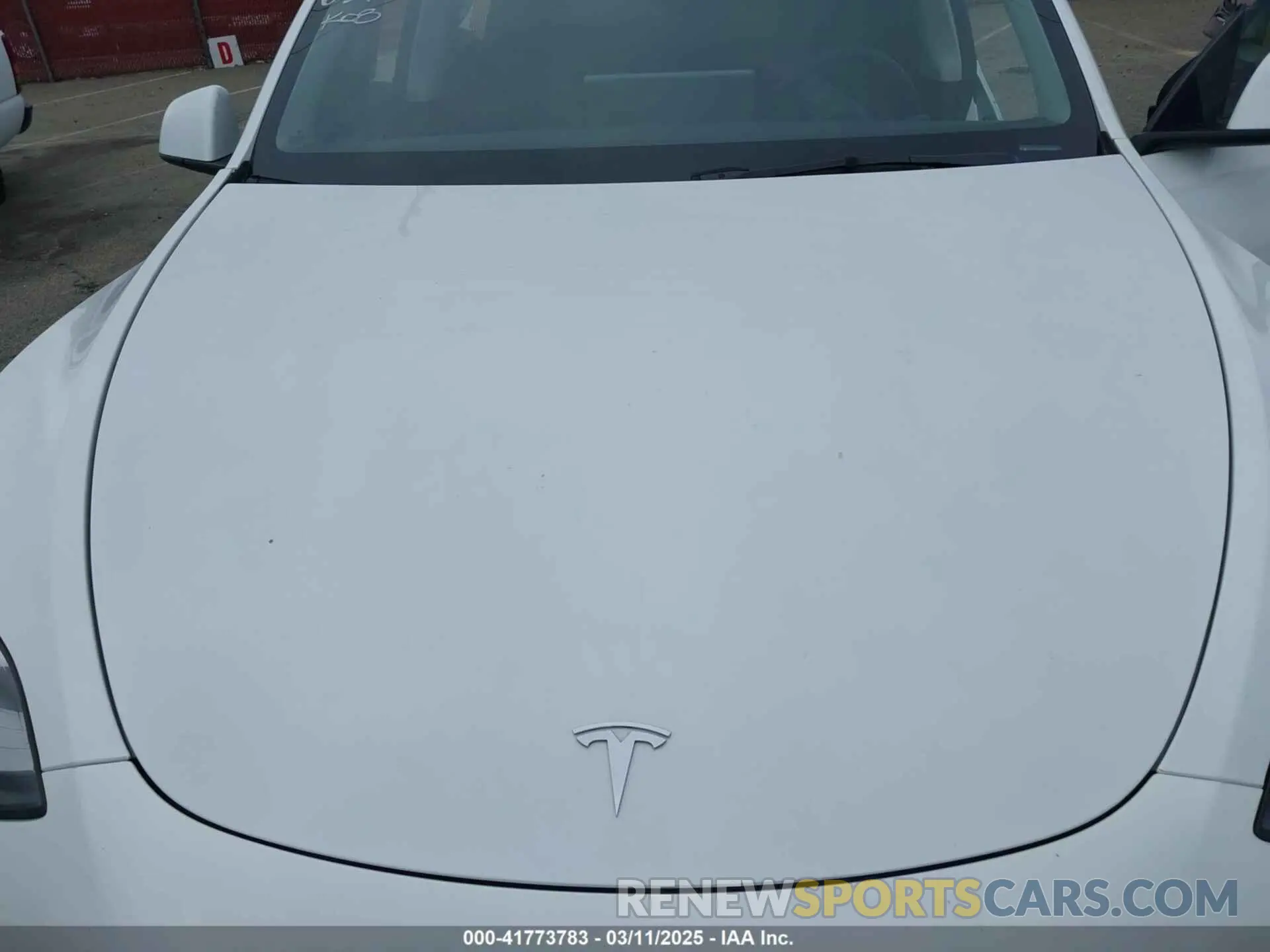 10 fotografías del automóvil dañado 7SAYGDEE7PA023295 TESLA MODEL Y 2023