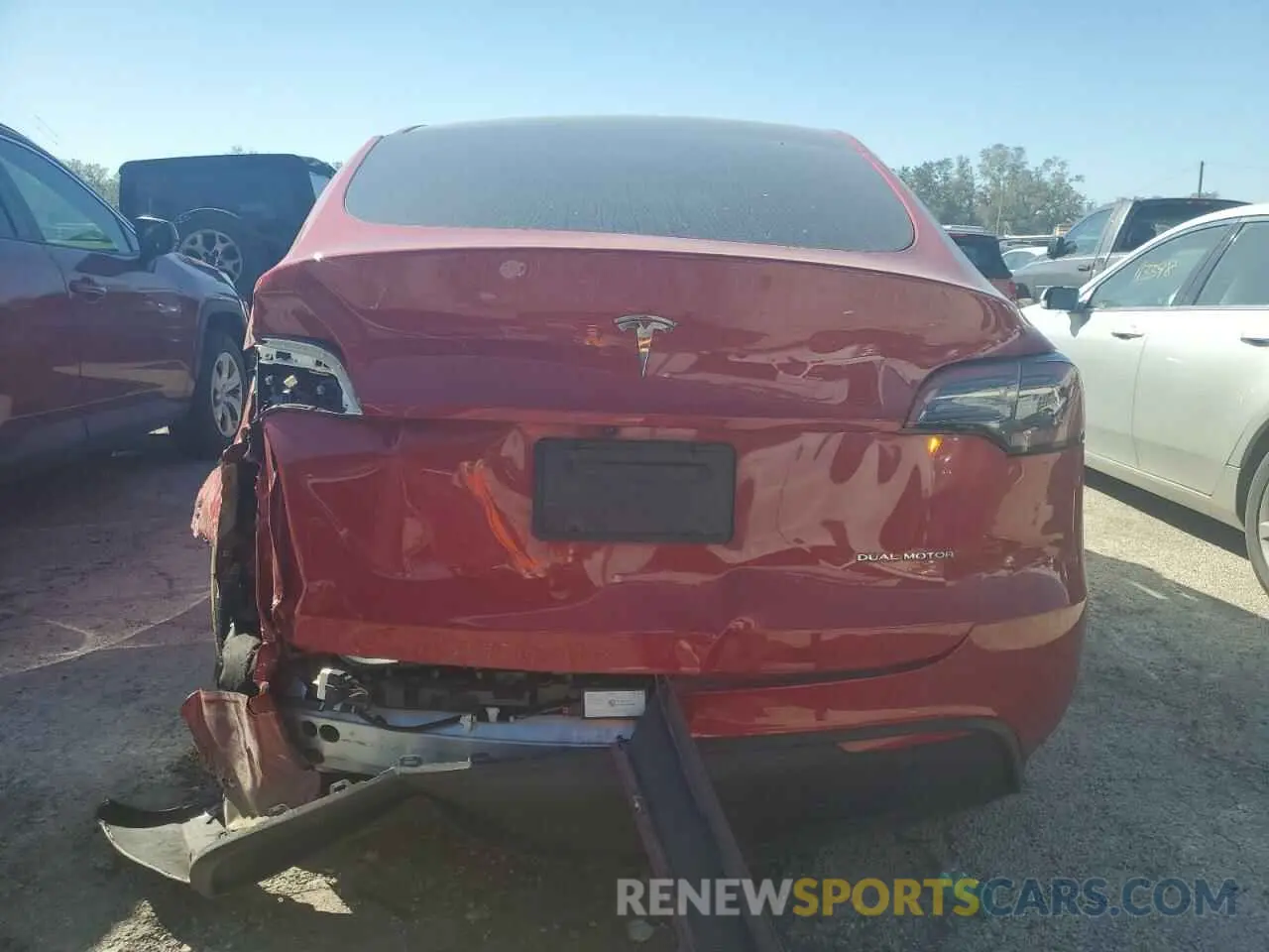 6 fotografías del automóvil dañado 7SAYGDEE7PA044518 TESLA MODEL Y 2023