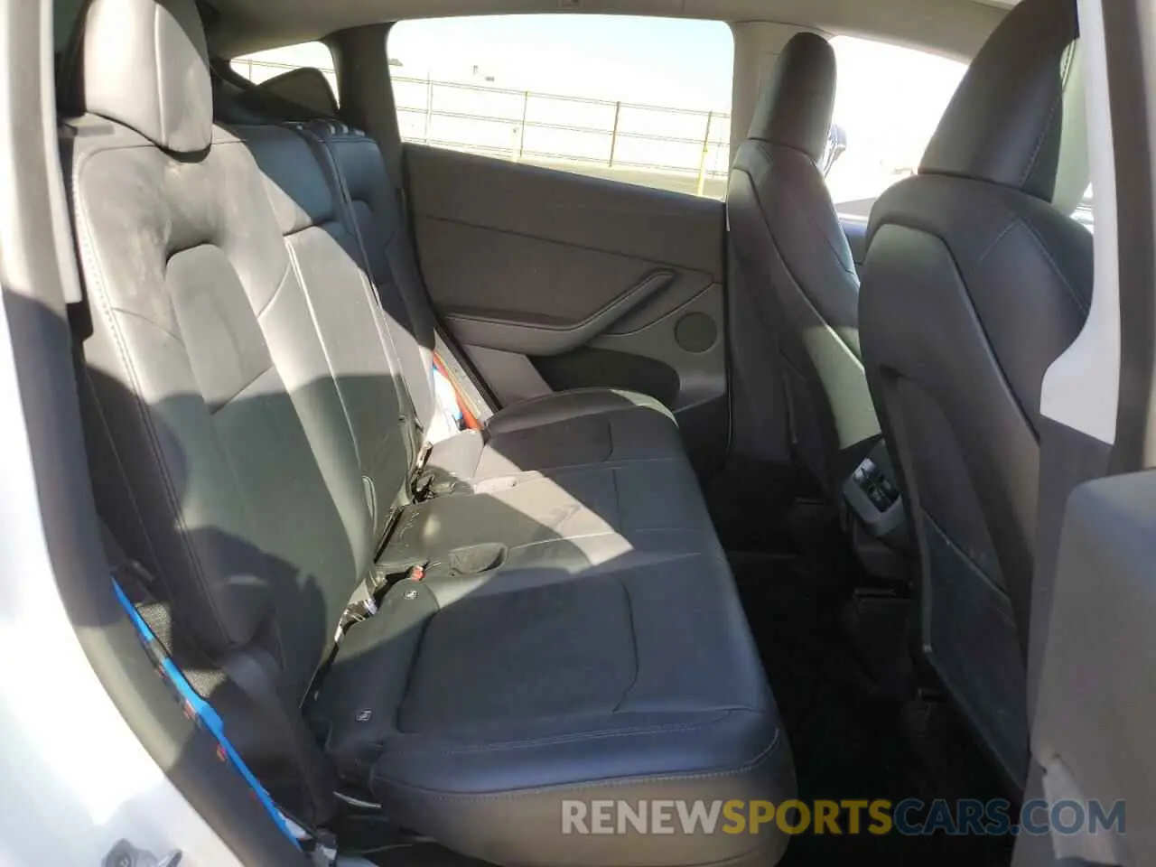 10 fotografías del automóvil dañado 7SAYGDEE7PA082539 TESLA MODEL Y 2023