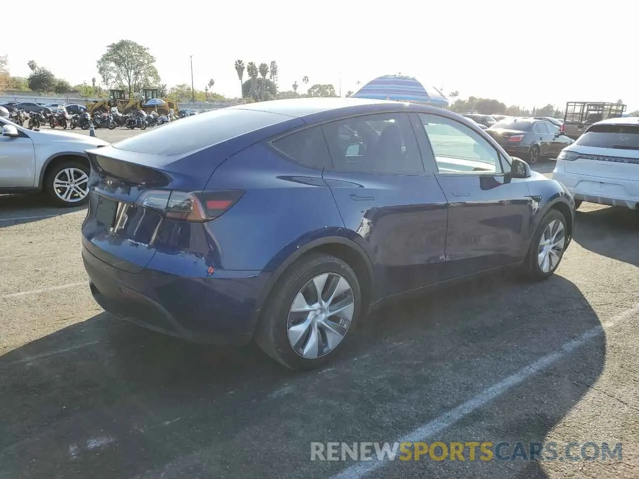 3 fotografías del automóvil dañado 7SAYGDEE7PA095307 TESLA MODEL Y 2023