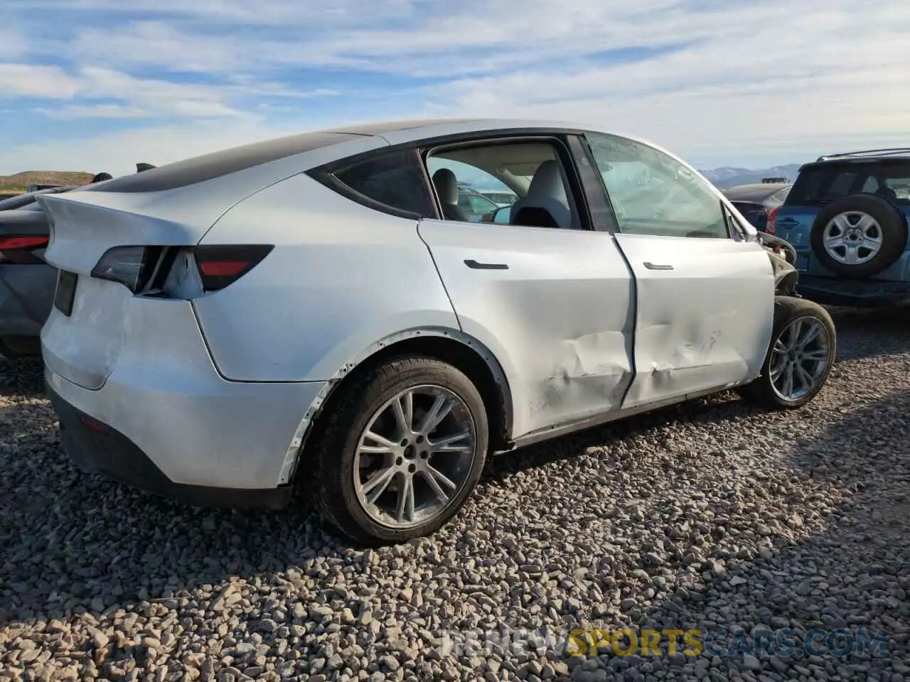 3 fotografías del automóvil dañado 7SAYGDEE7PA123090 TESLA MODEL Y 2023