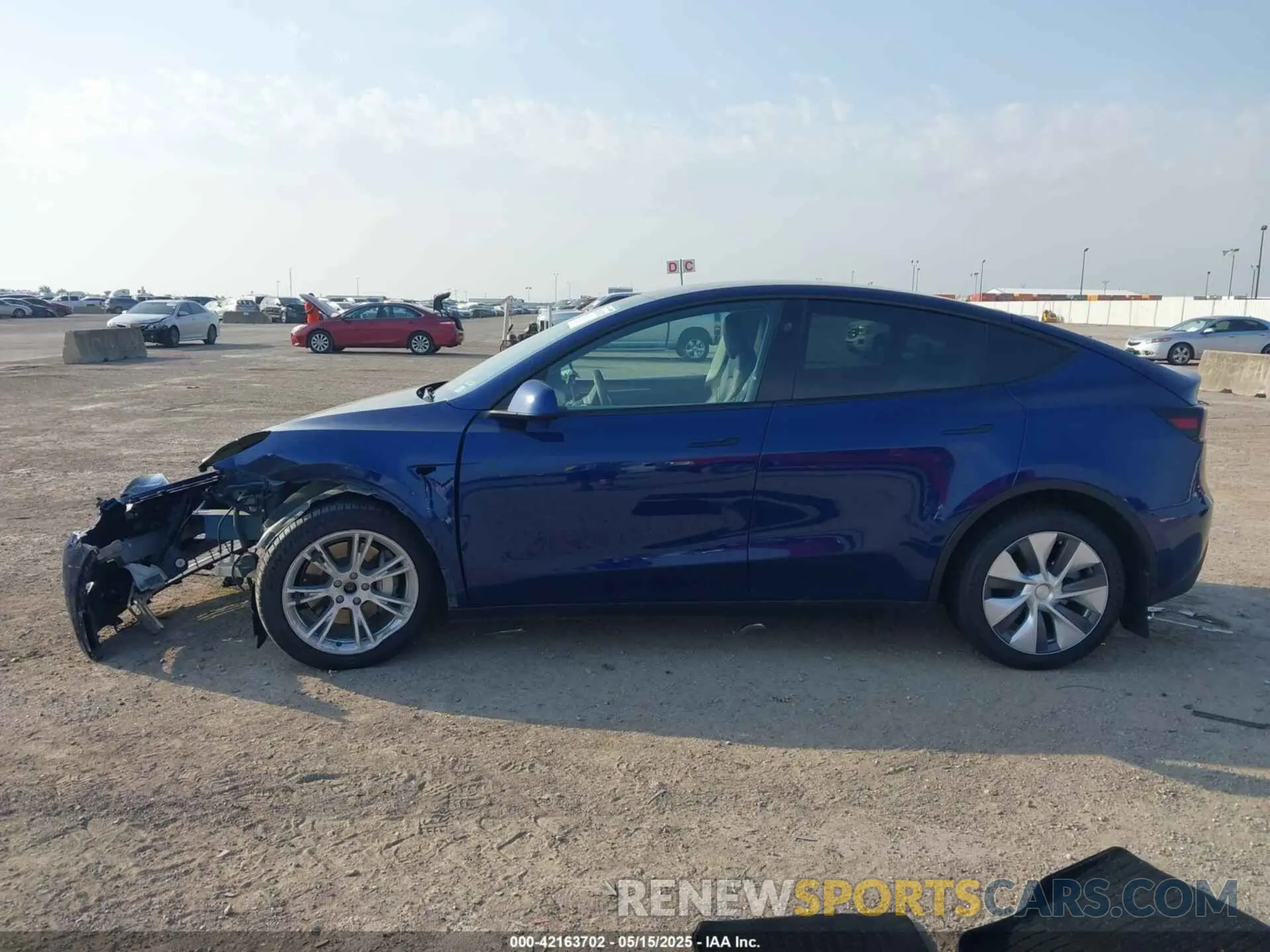 14 fotografías del automóvil dañado 7SAYGDEE7PA137488 TESLA MODEL Y 2023
