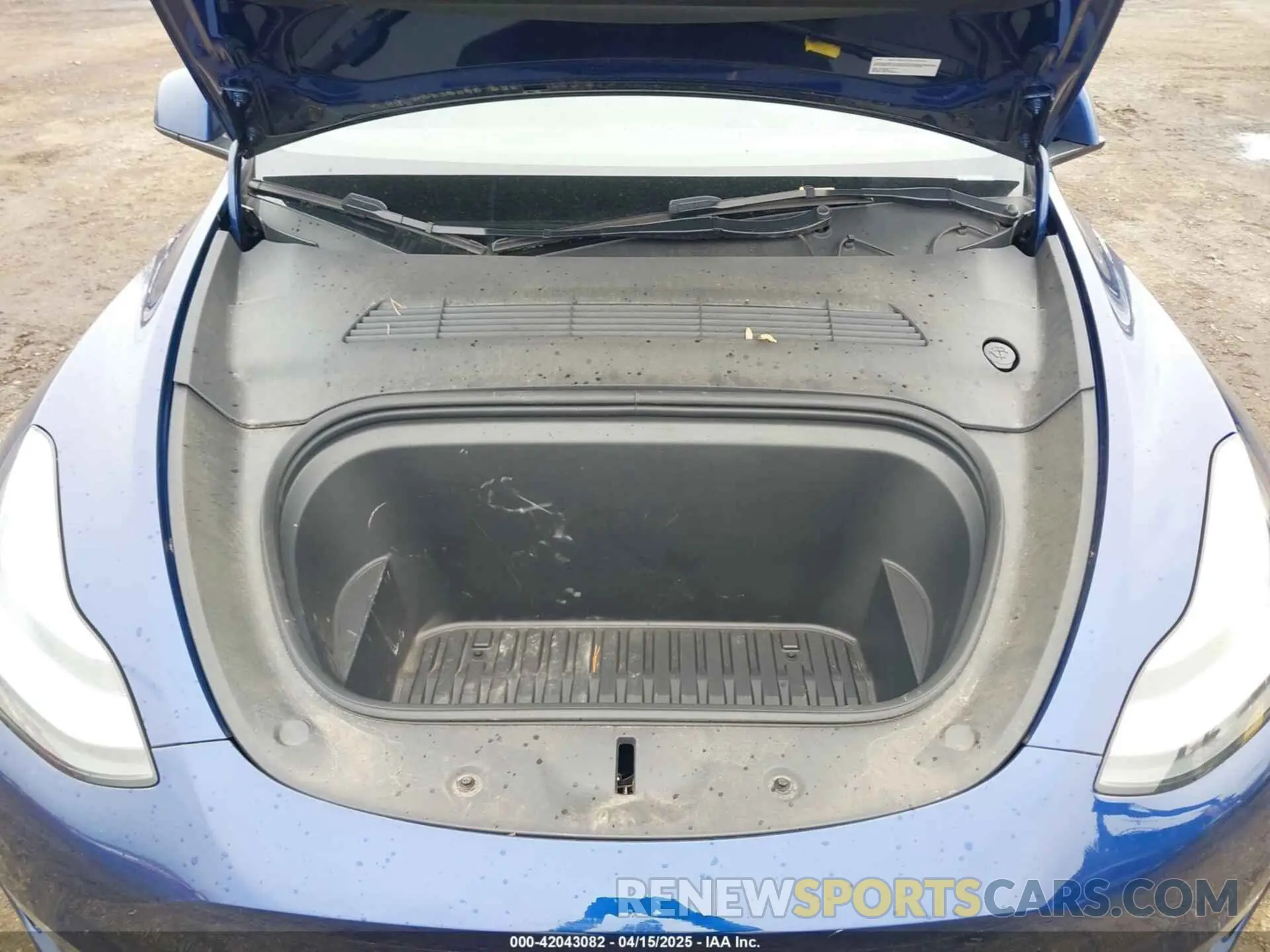 10 fotografías del automóvil dañado 7SAYGDEE7PA142013 TESLA MODEL Y 2023