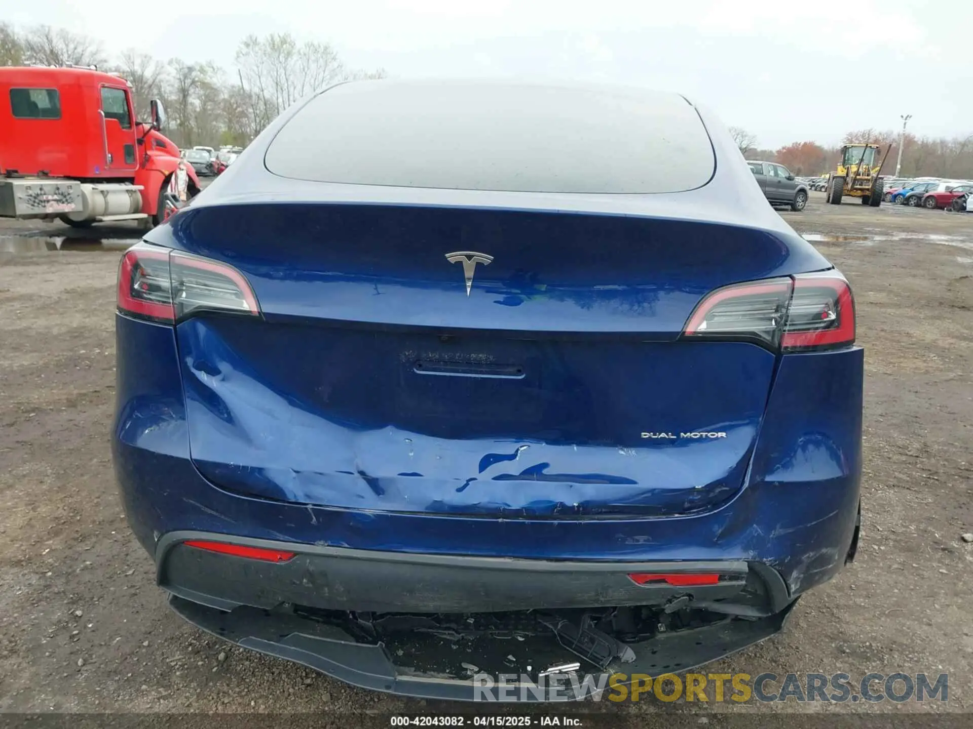 16 fotografías del automóvil dañado 7SAYGDEE7PA142013 TESLA MODEL Y 2023
