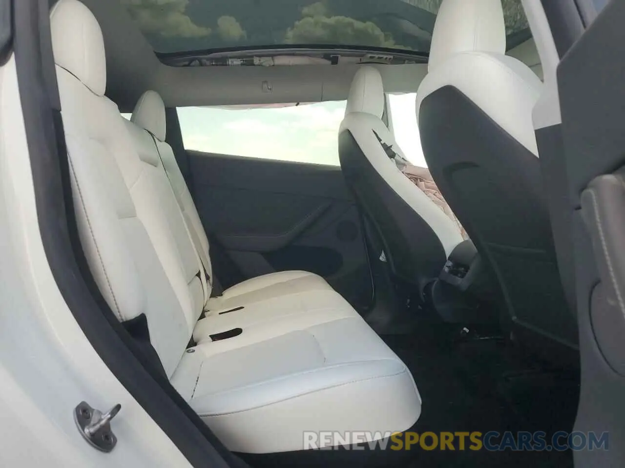 11 fotografías del automóvil dañado 7SAYGDEE7PA148264 TESLA MODEL Y 2023