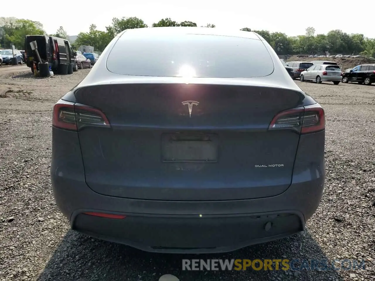 6 fotografías del automóvil dañado 7SAYGDEE7PF598225 TESLA MODEL Y 2023