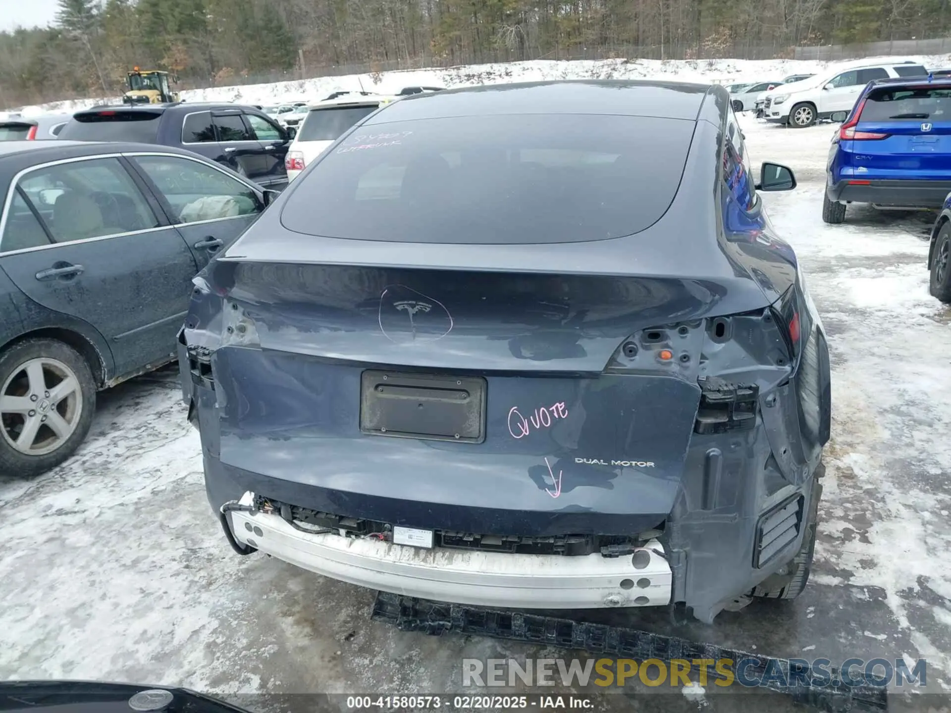 15 fotografías del automóvil dañado 7SAYGDEE7PF602709 TESLA MODEL Y 2023