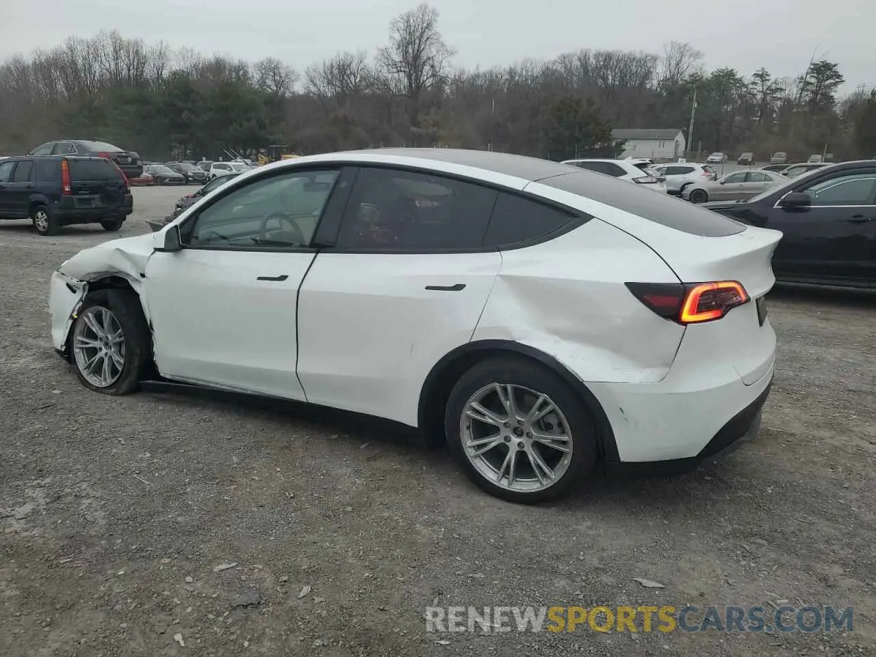 2 fotografías del automóvil dañado 7SAYGDEE7PF673621 TESLA MODEL Y 2023