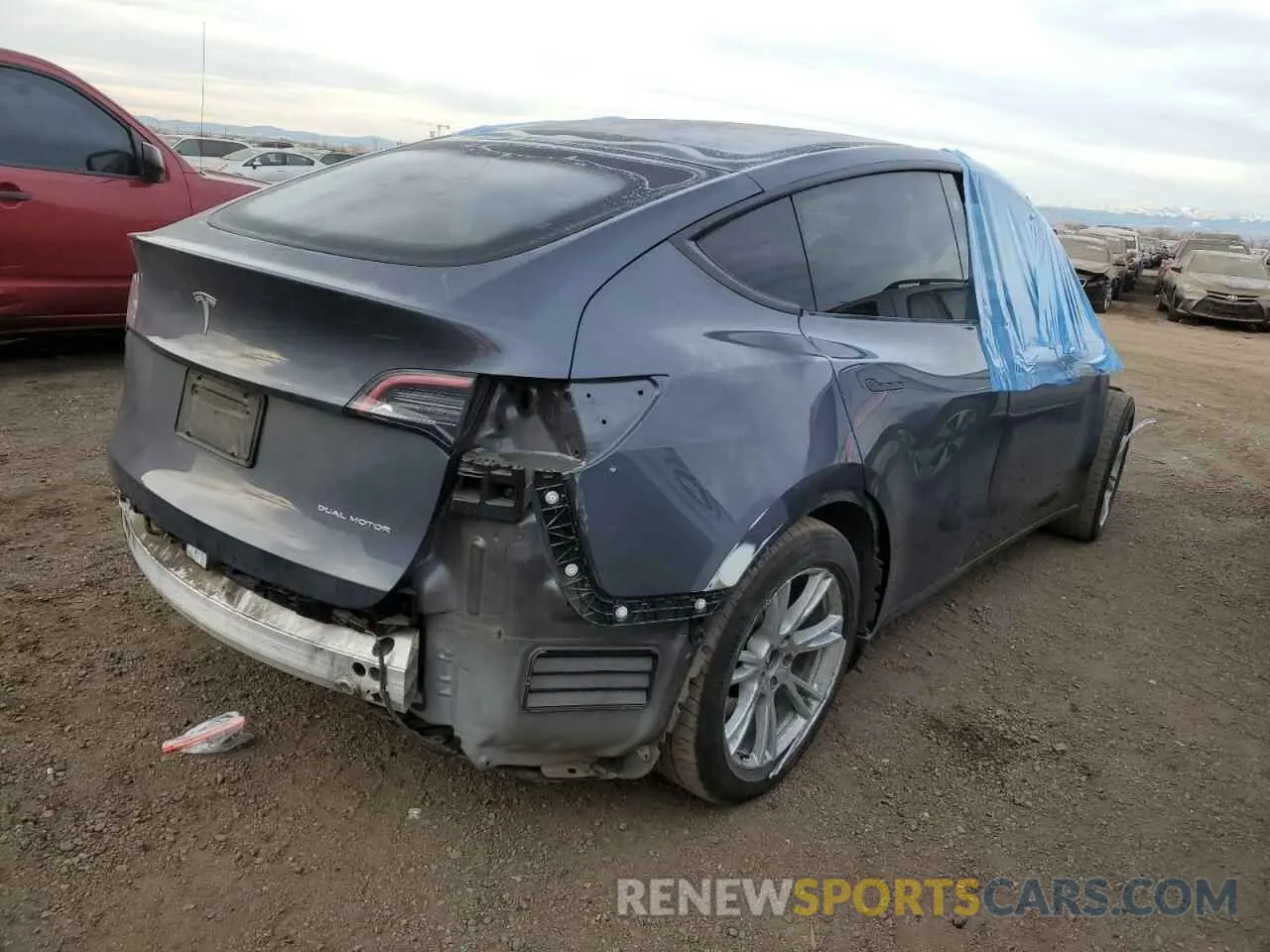 3 fotografías del automóvil dañado 7SAYGDEE7PF706519 TESLA MODEL Y 2023