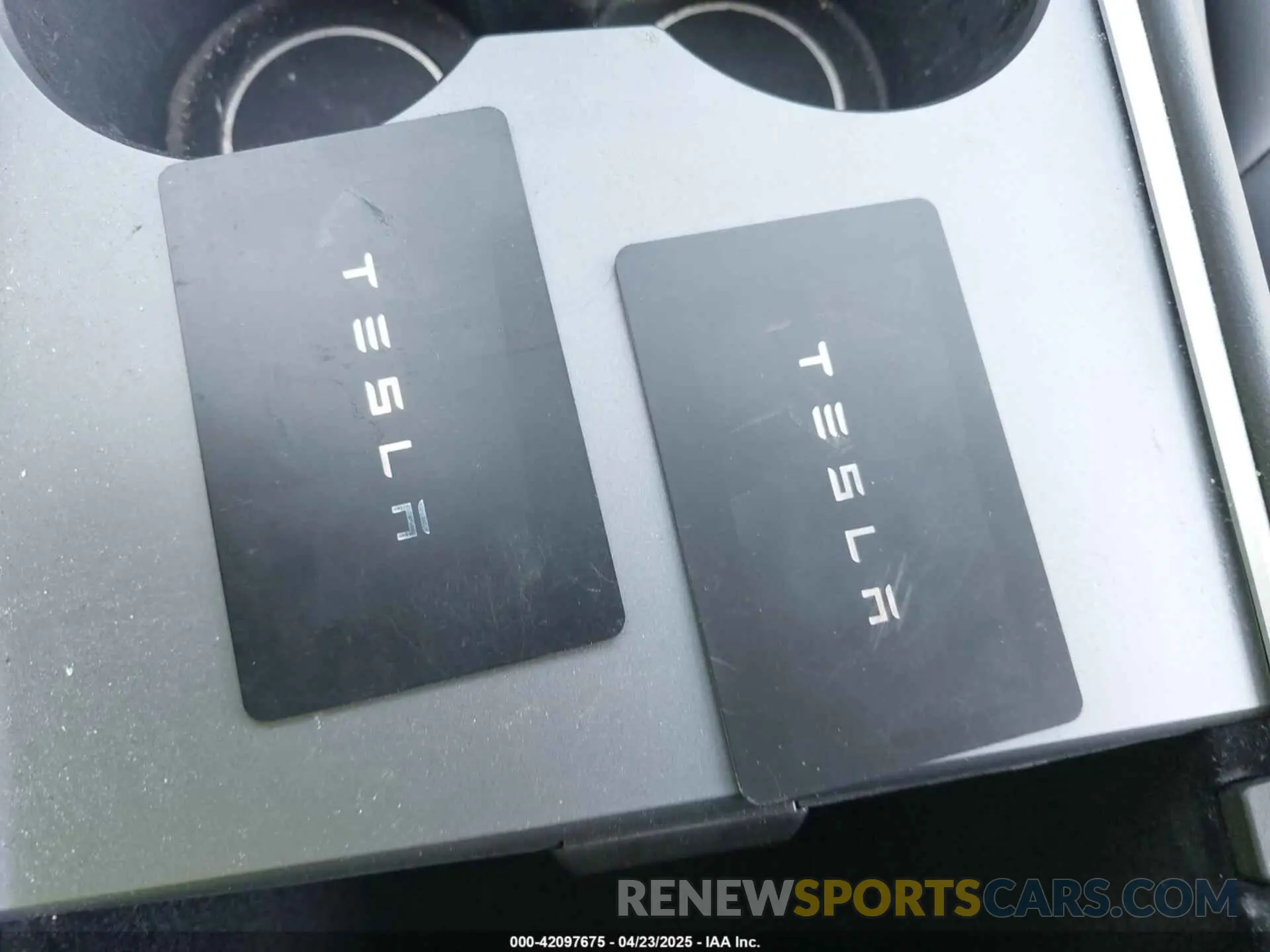 11 fotografías del automóvil dañado 7SAYGDEE7PF856985 TESLA MODEL Y 2023