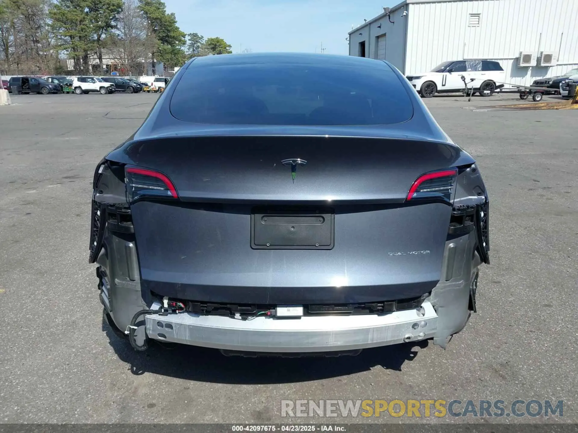 16 fotografías del automóvil dañado 7SAYGDEE7PF856985 TESLA MODEL Y 2023
