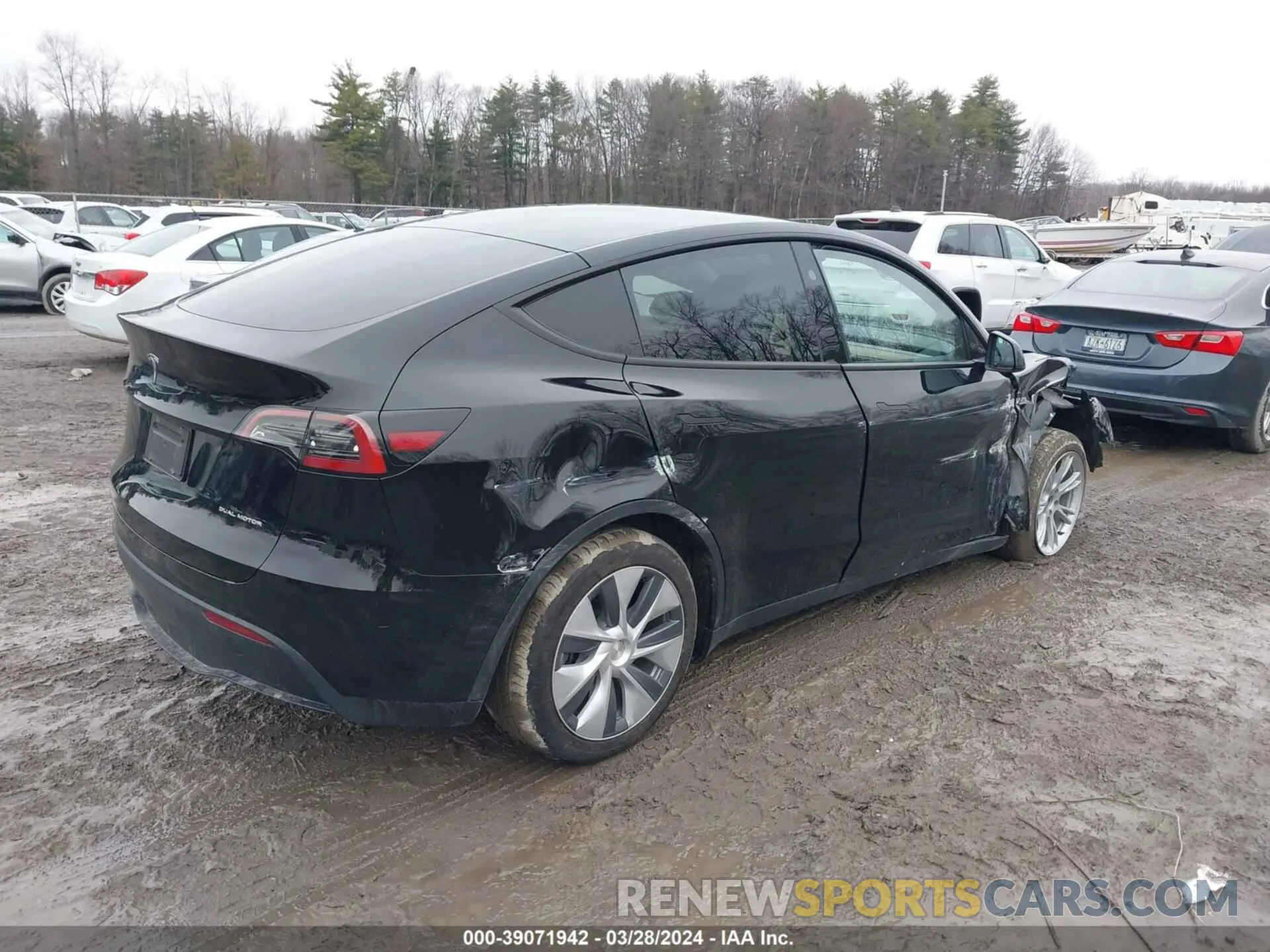 4 fotografías del automóvil dañado 7SAYGDEE7PF899061 TESLA MODEL Y 2023