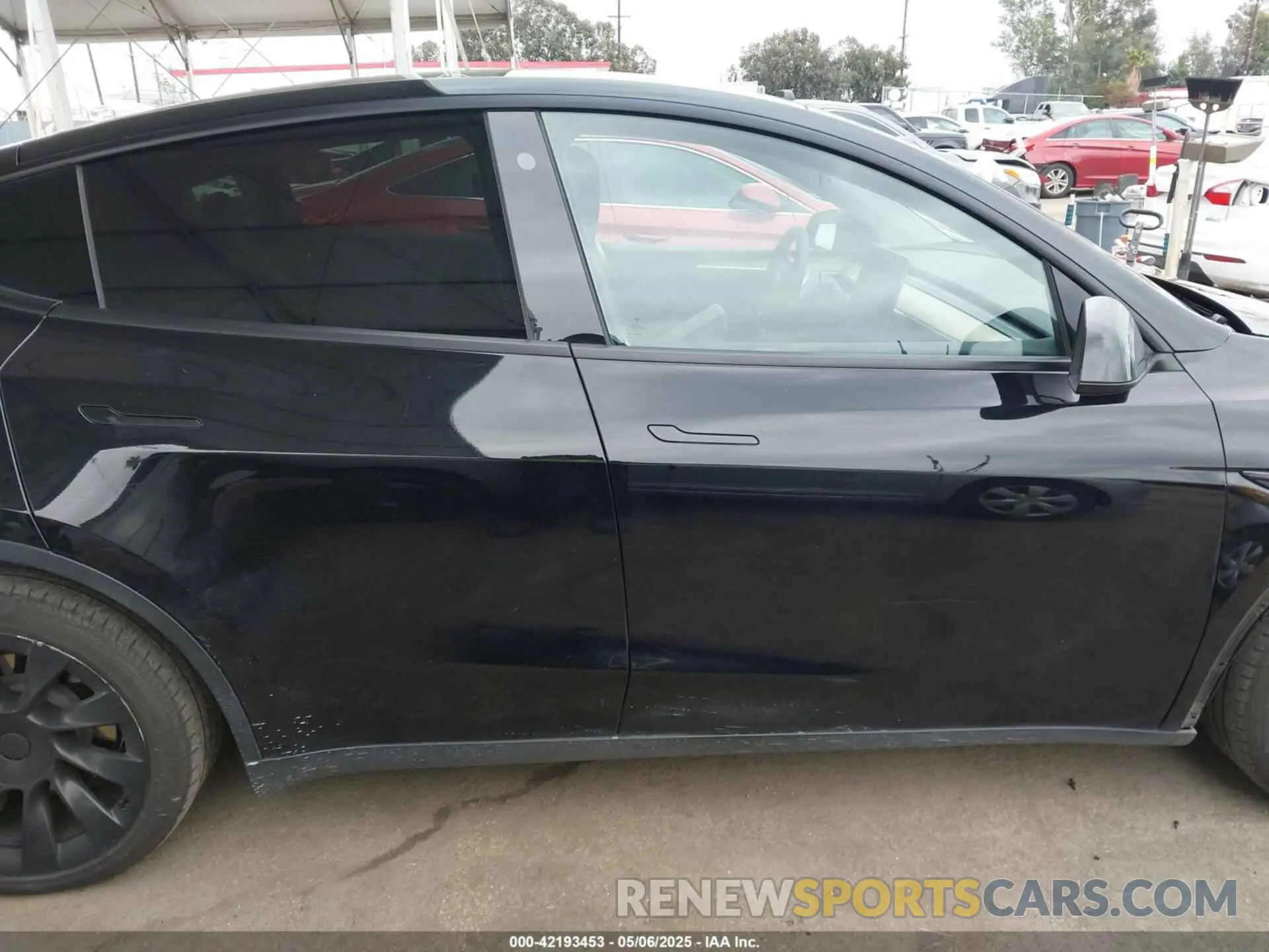 13 fotografías del automóvil dañado 7SAYGDEE8PA051798 TESLA MODEL Y 2023
