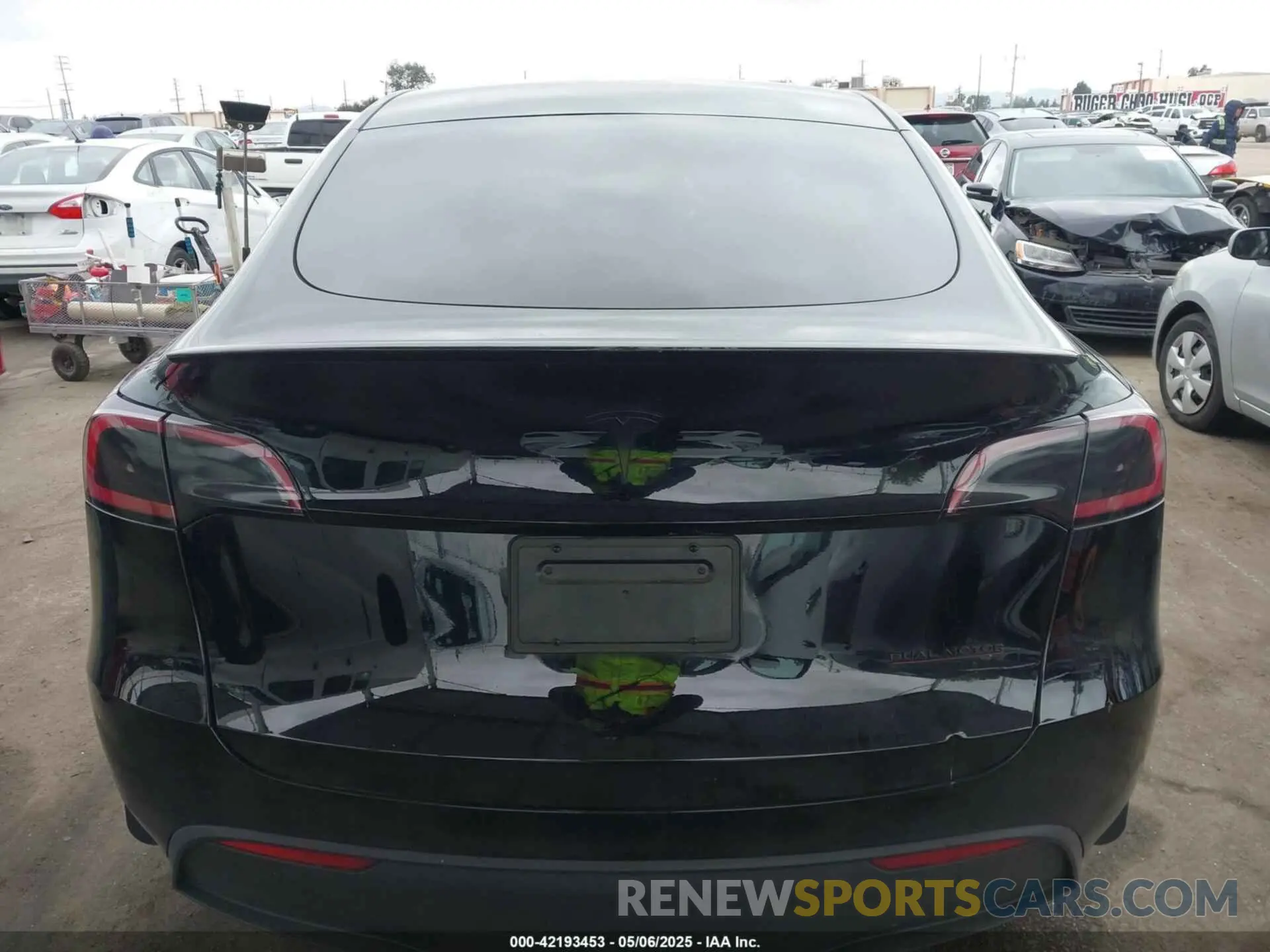 16 fotografías del automóvil dañado 7SAYGDEE8PA051798 TESLA MODEL Y 2023