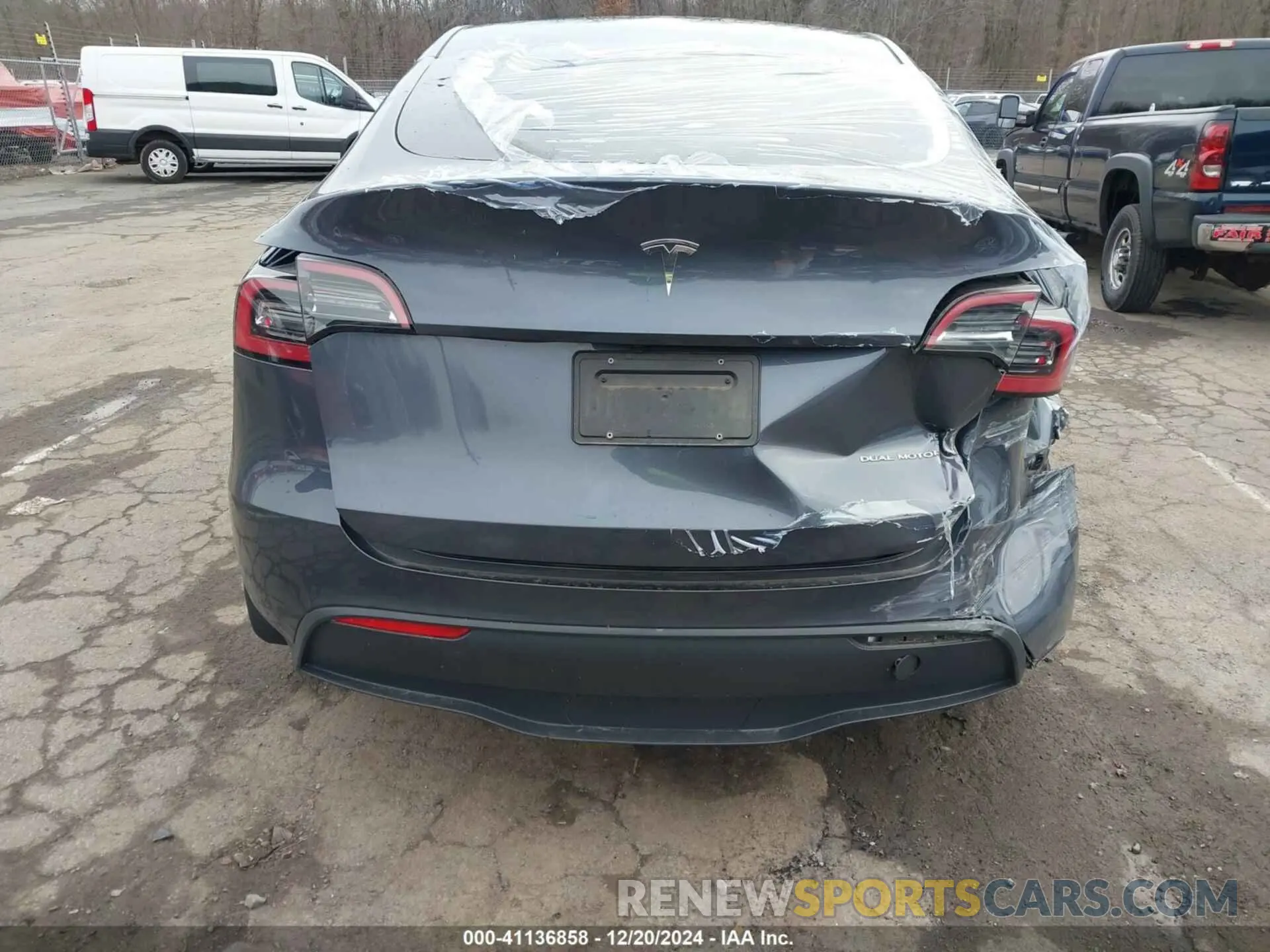 6 fotografías del automóvil dañado 7SAYGDEE8PA057777 TESLA MODEL Y 2023
