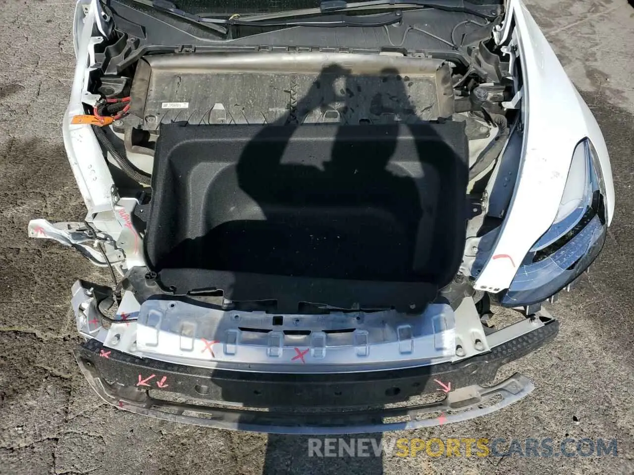 13 fotografías del automóvil dañado 7SAYGDEE8PA077799 TESLA MODEL Y 2023