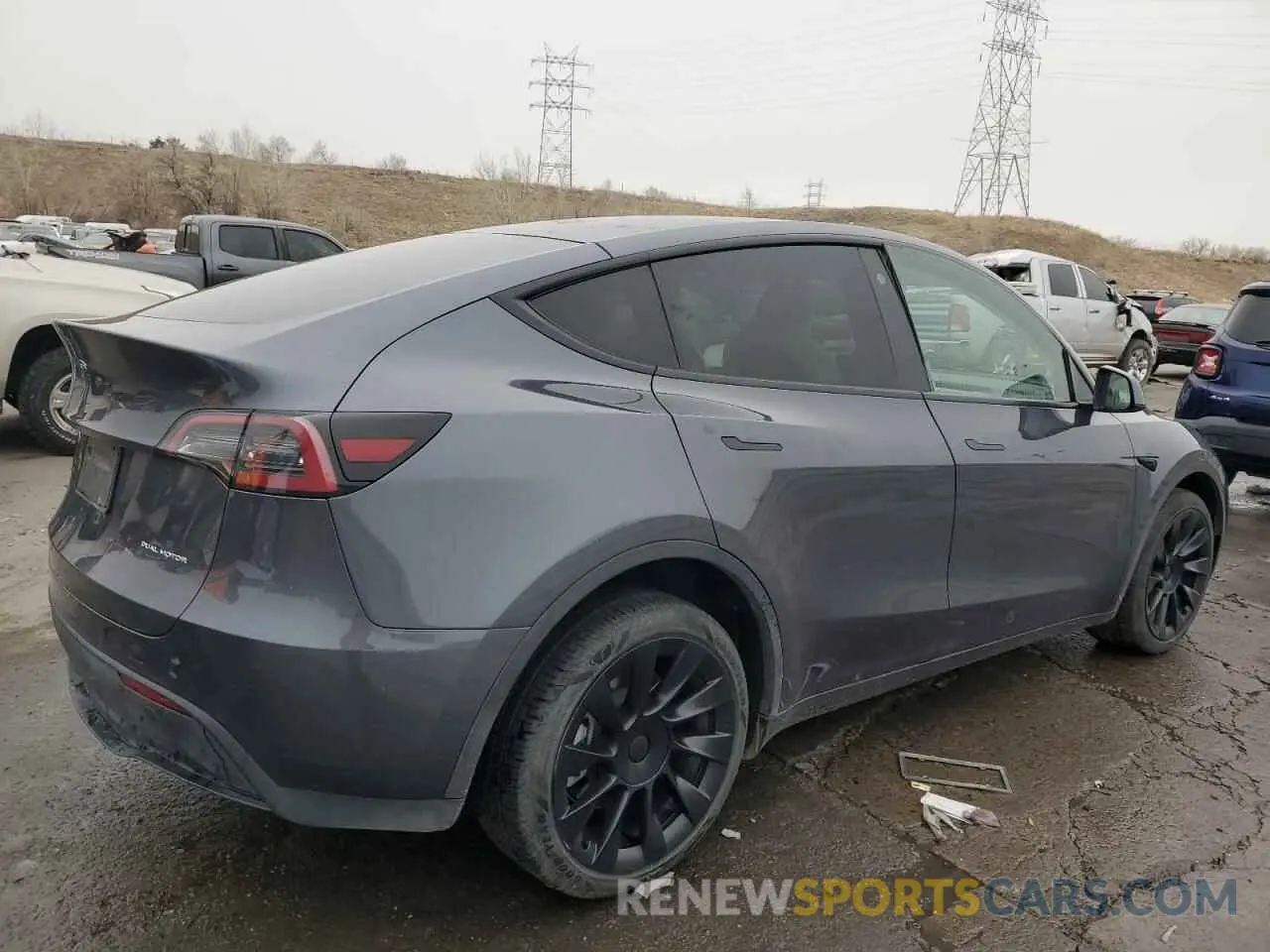 3 fotografías del automóvil dañado 7SAYGDEE8PA116004 TESLA MODEL Y 2023