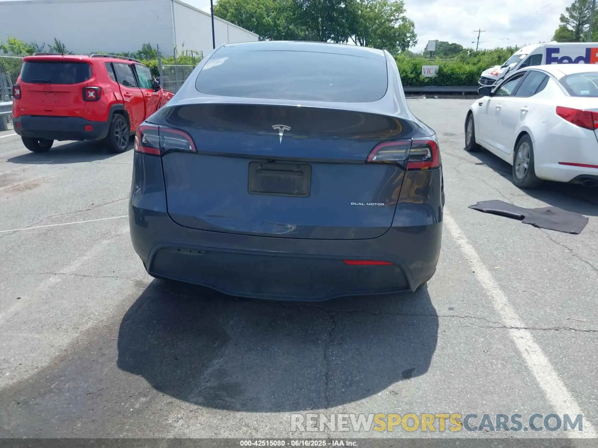 15 fotografías del automóvil dañado 7SAYGDEE8PA145857 TESLA MODEL Y 2023