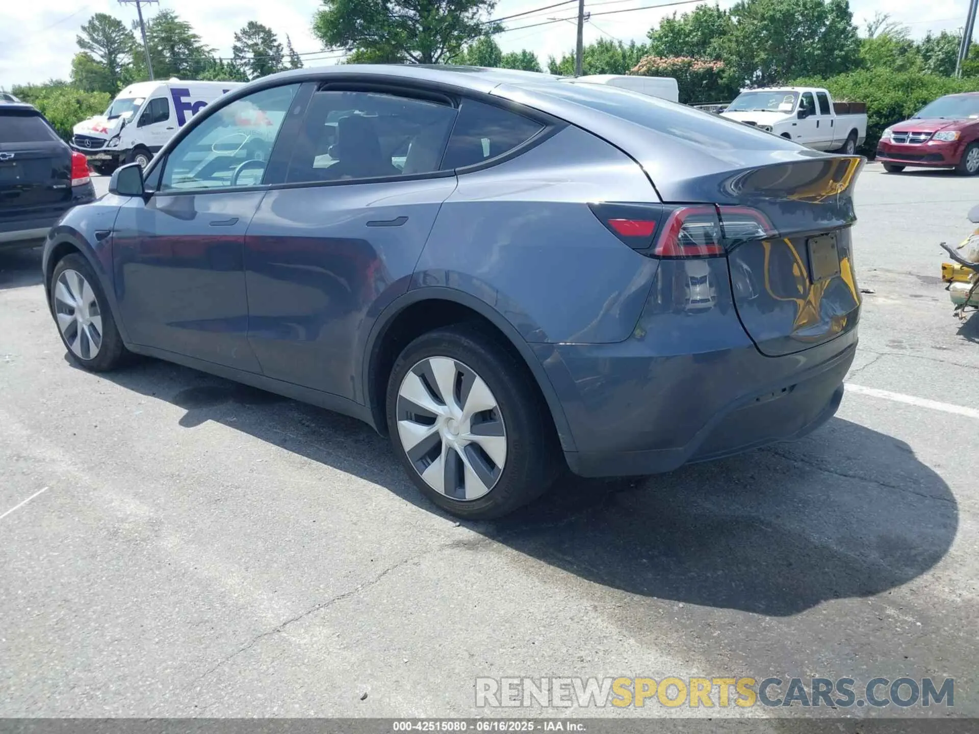 3 fotografías del automóvil dañado 7SAYGDEE8PA145857 TESLA MODEL Y 2023
