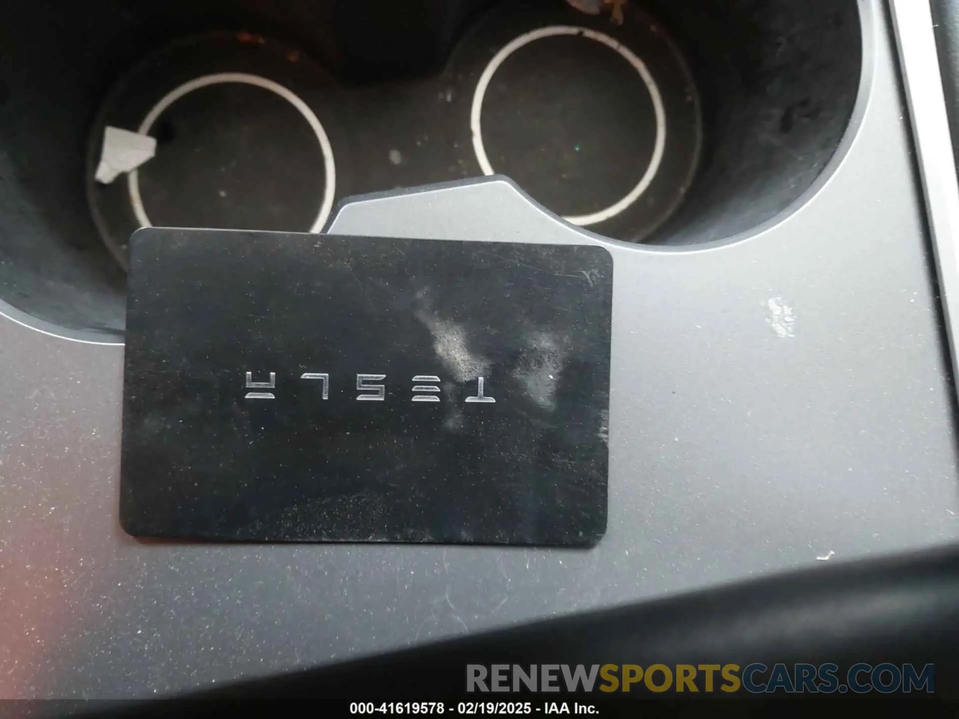 11 fotografías del automóvil dañado 7SAYGDEE8PA150900 TESLA MODEL Y 2023