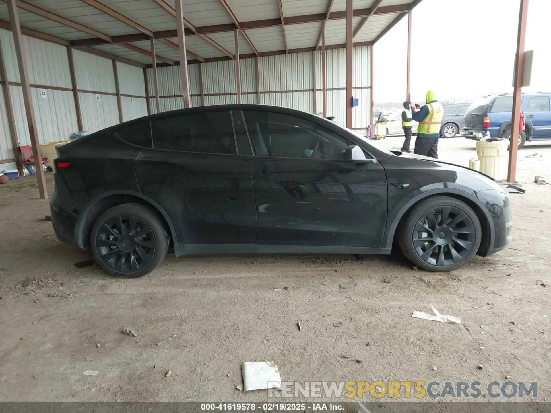 13 fotografías del automóvil dañado 7SAYGDEE8PA150900 TESLA MODEL Y 2023