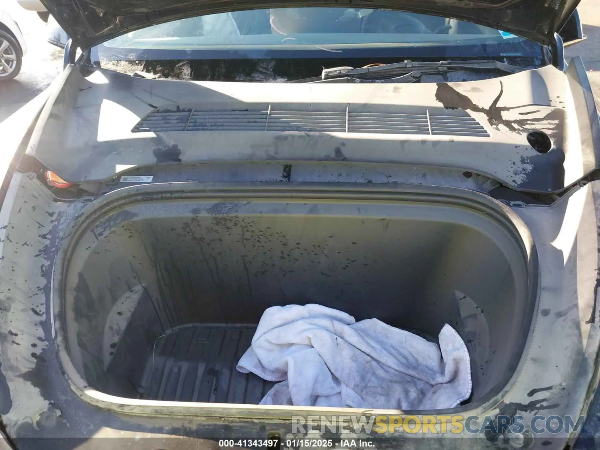10 fotografías del automóvil dañado 7SAYGDEE8PA151965 TESLA MODEL Y 2023