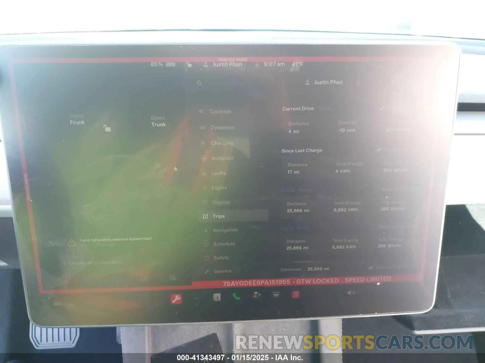 17 fotografías del automóvil dañado 7SAYGDEE8PA151965 TESLA MODEL Y 2023