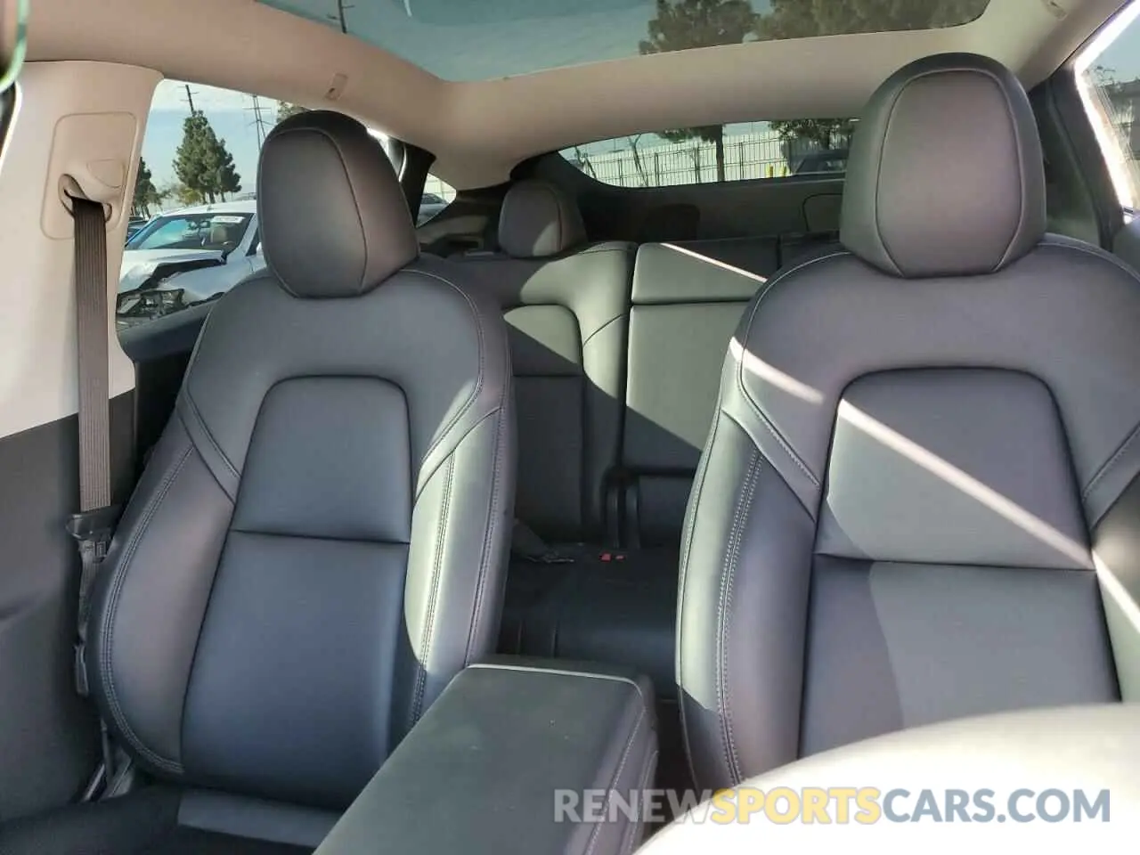 10 fotografías del automóvil dañado 7SAYGDEE8PA157913 TESLA MODEL Y 2023