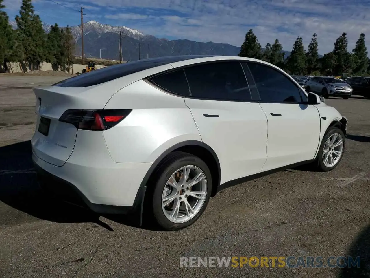 3 fotografías del automóvil dañado 7SAYGDEE8PA157913 TESLA MODEL Y 2023