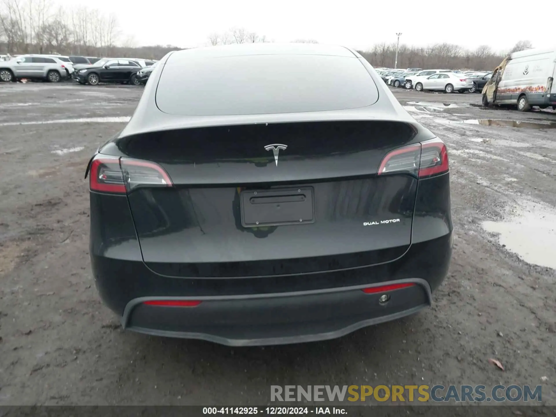 16 fotografías del automóvil dañado 7SAYGDEE8PA183671 TESLA MODEL Y 2023