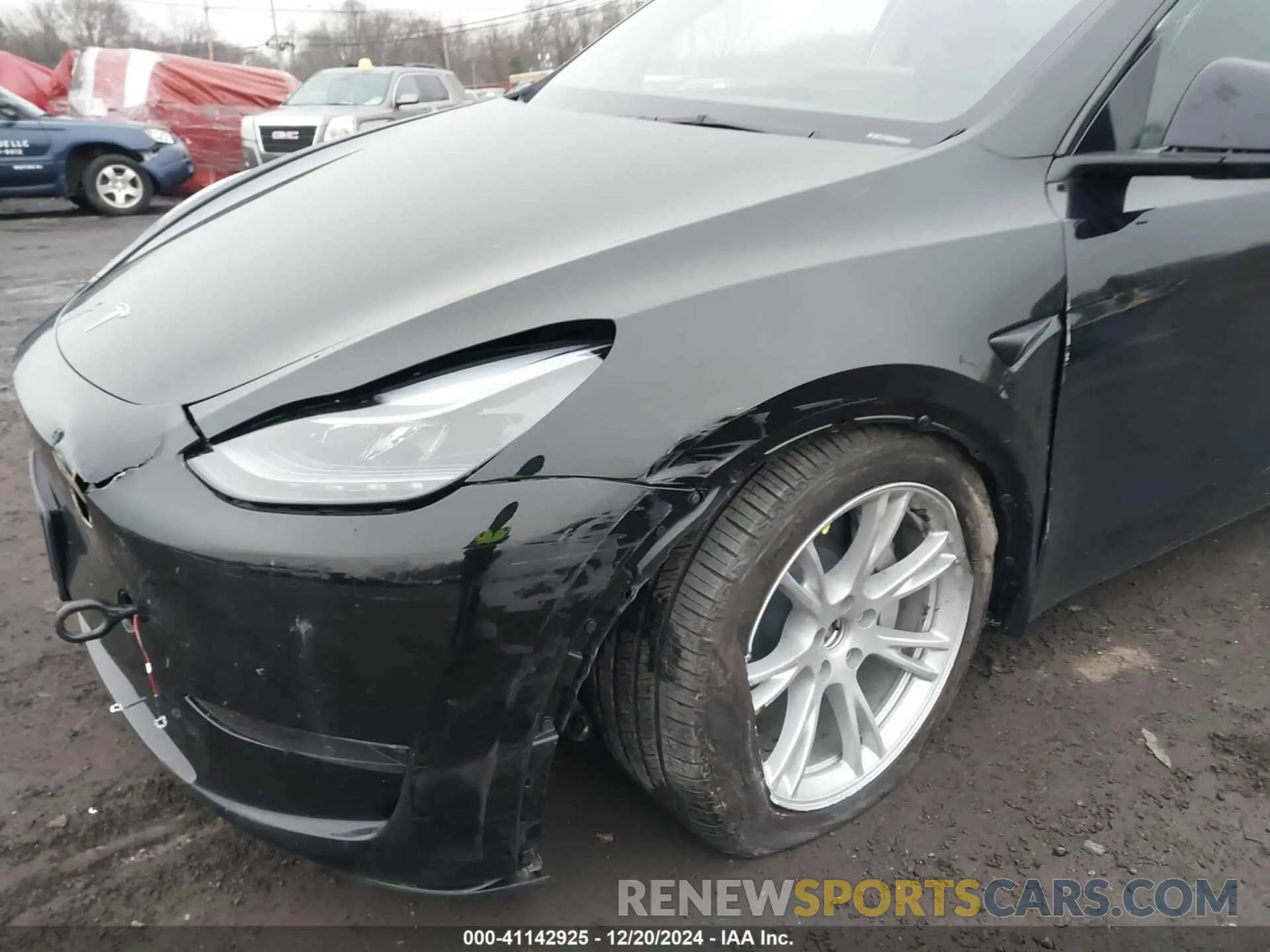 6 fotografías del automóvil dañado 7SAYGDEE8PA183671 TESLA MODEL Y 2023