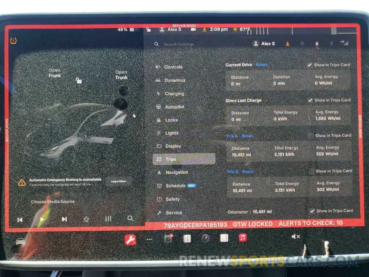 9 fotografías del automóvil dañado 7SAYGDEE8PA185193 TESLA MODEL Y 2023