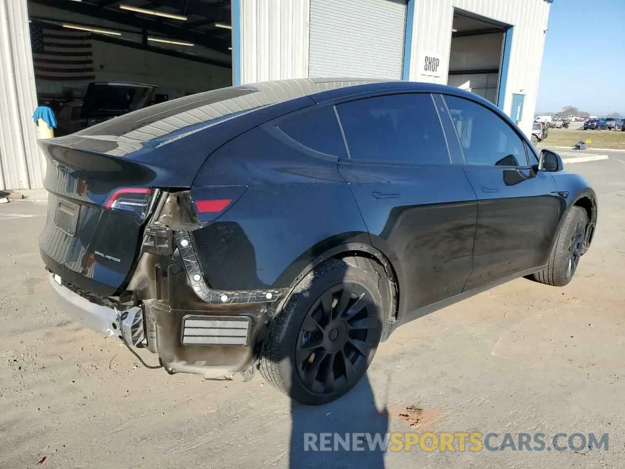 3 fotografías del automóvil dañado 7SAYGDEE8PF625318 TESLA MODEL Y 2023