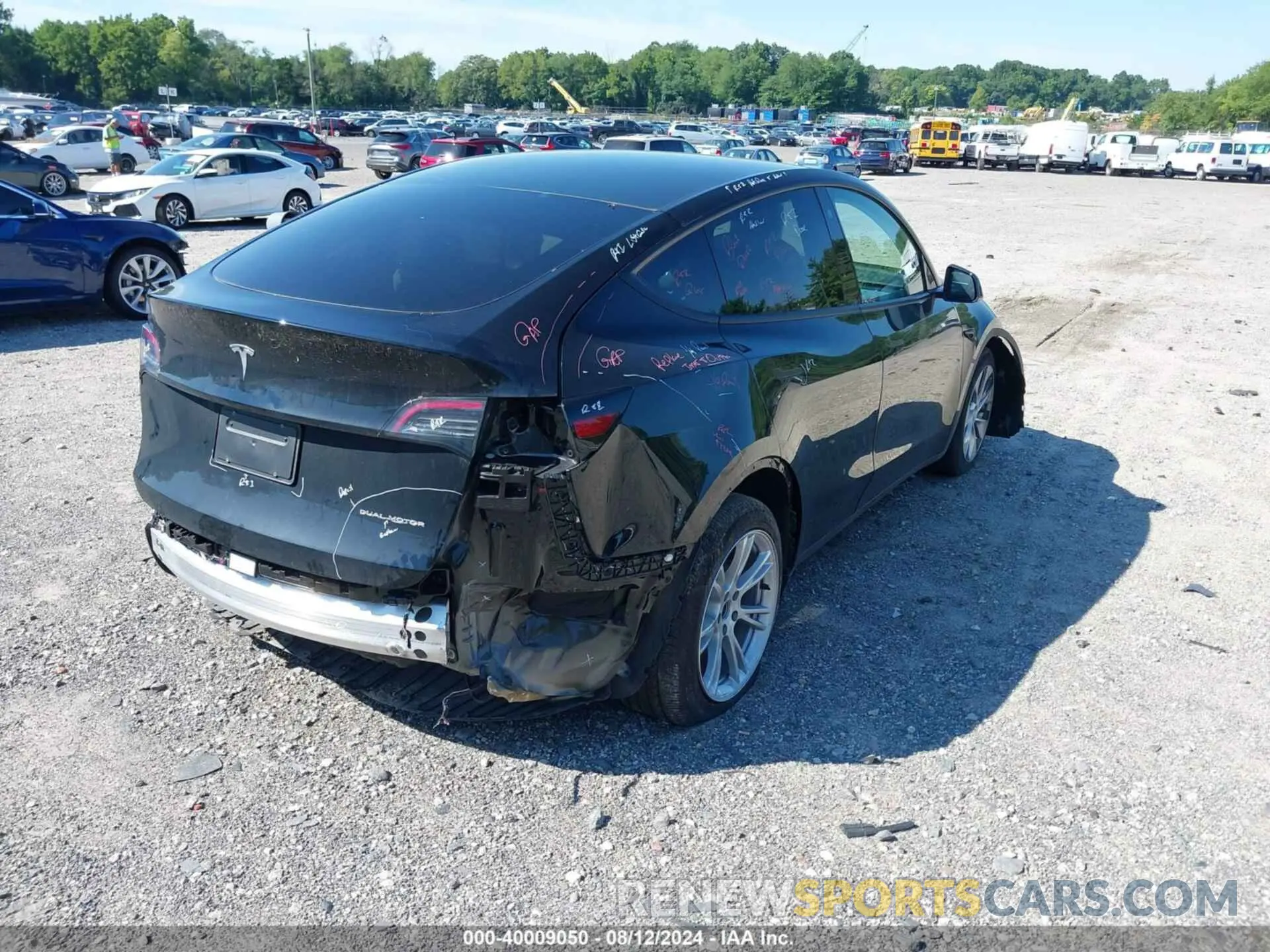4 fotografías del automóvil dañado 7SAYGDEE8PF630521 TESLA MODEL Y 2023