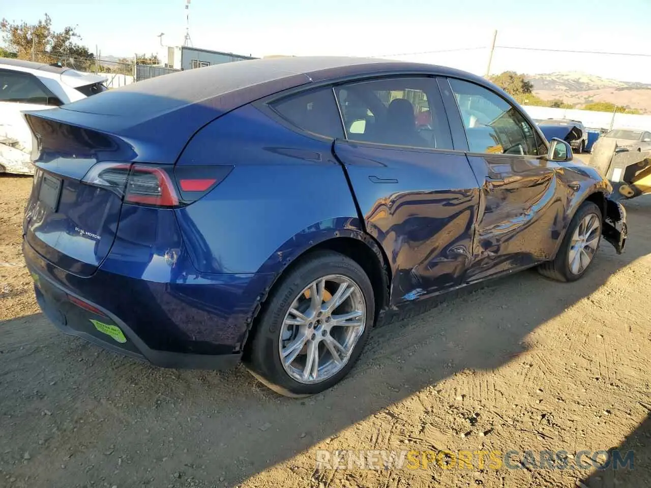 3 fotografías del automóvil dañado 7SAYGDEE8PF635251 TESLA MODEL Y 2023