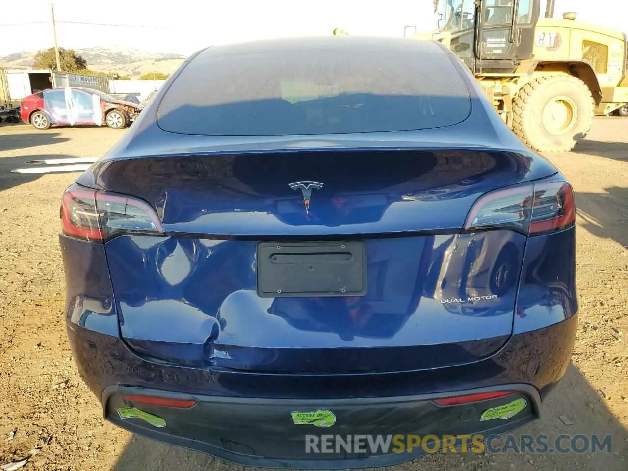 6 fotografías del automóvil dañado 7SAYGDEE8PF635251 TESLA MODEL Y 2023
