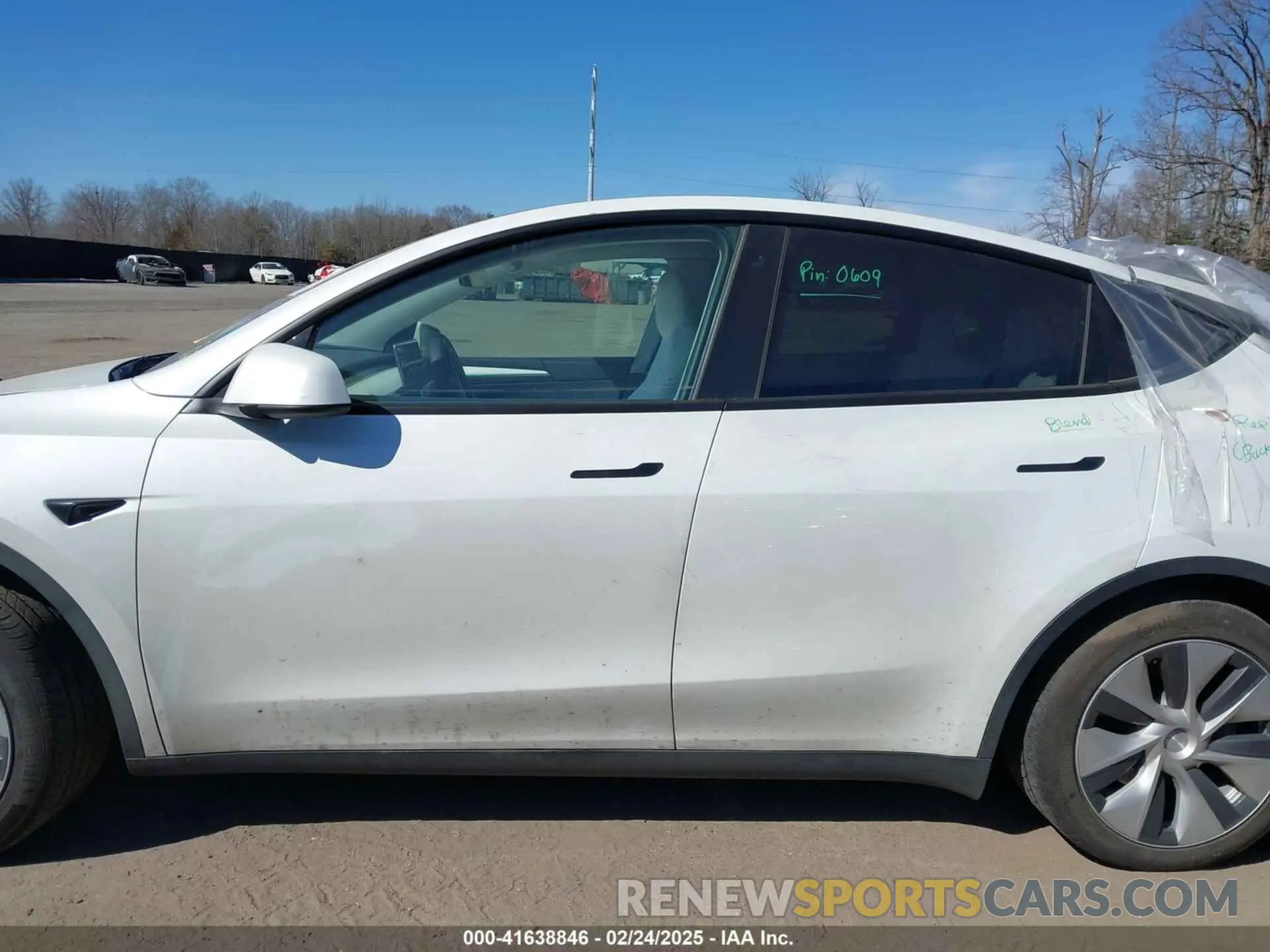 13 fotografías del automóvil dañado 7SAYGDEE8PF662868 TESLA MODEL Y 2023